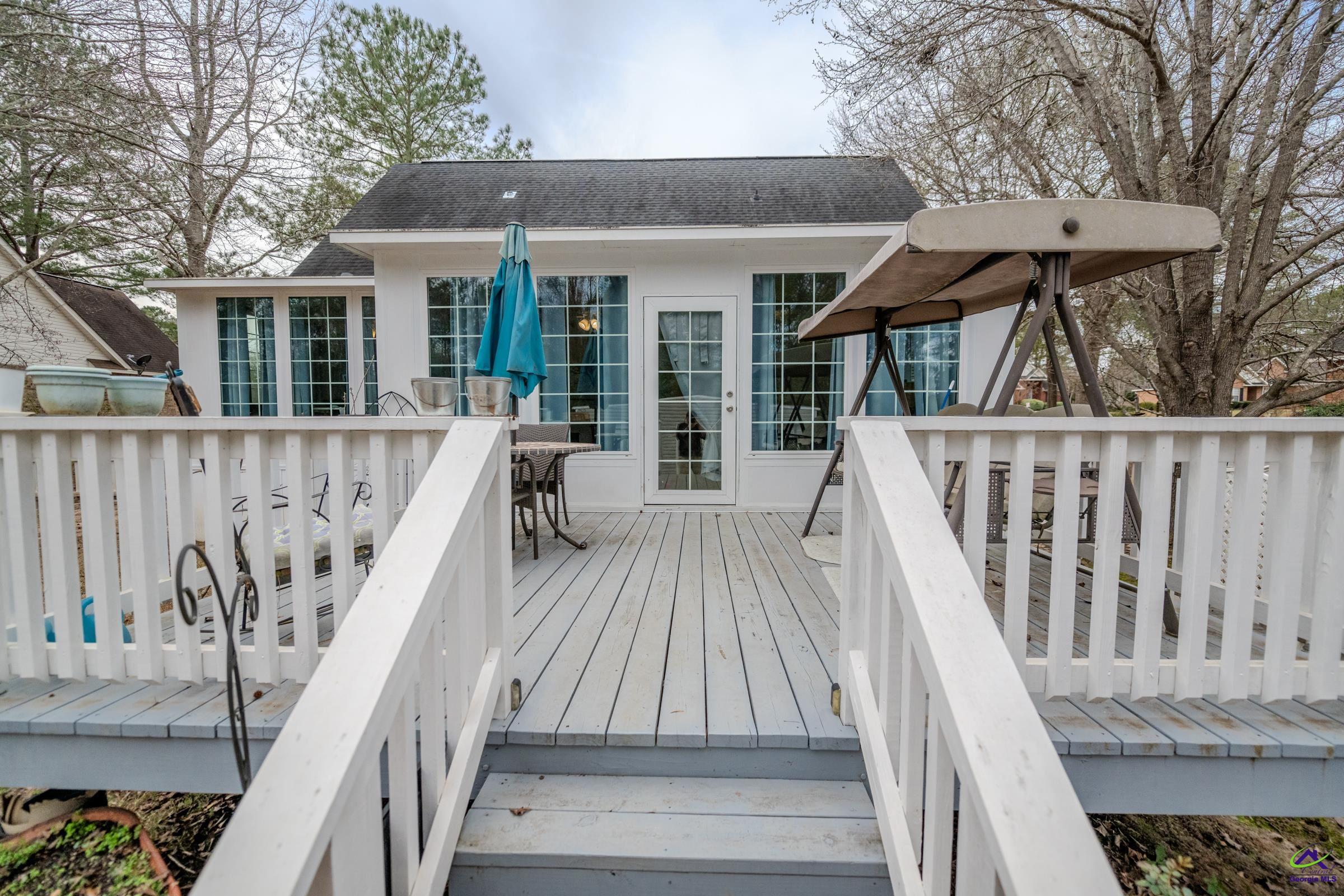 118 Quinelle Dr