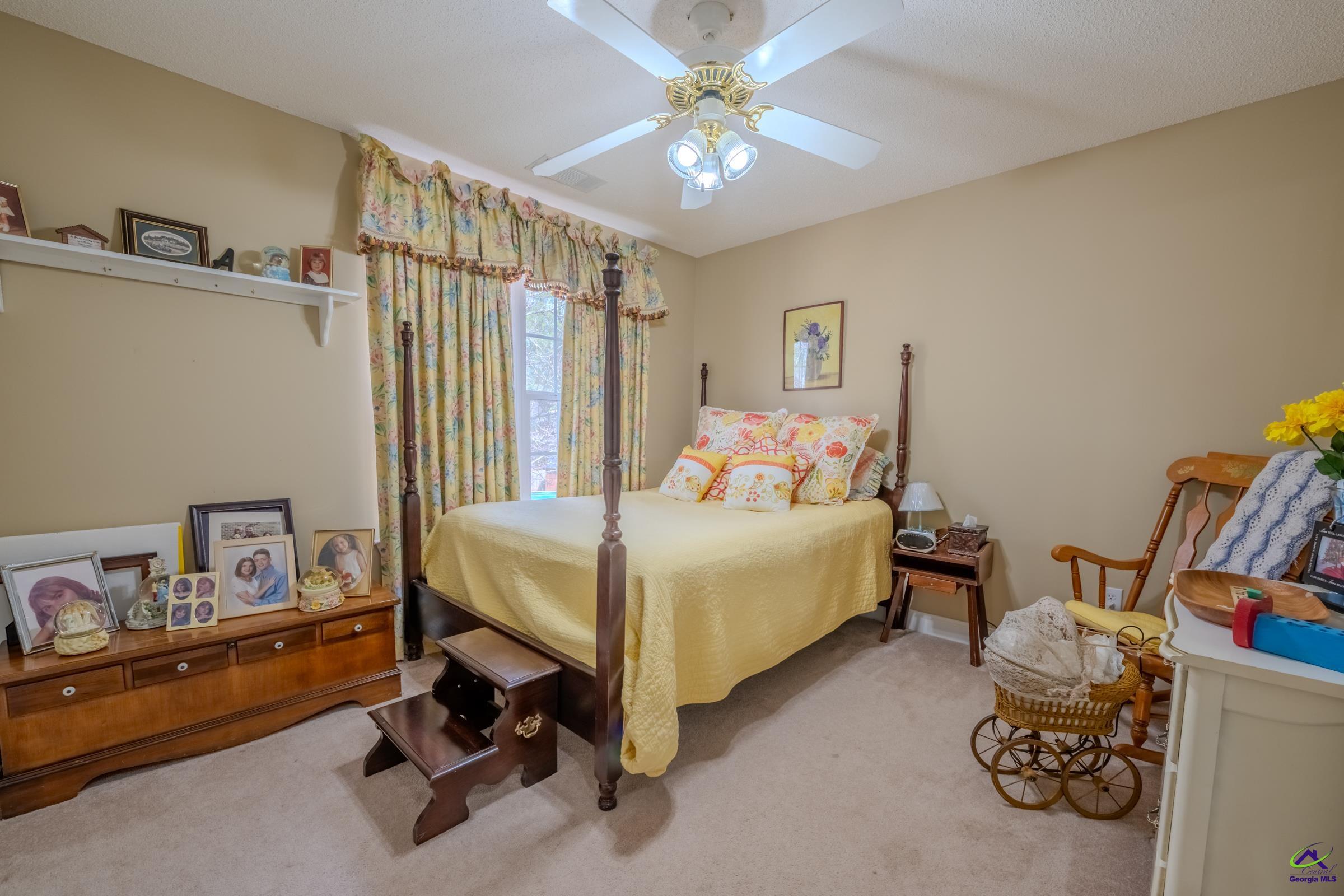 118 Quinelle Dr