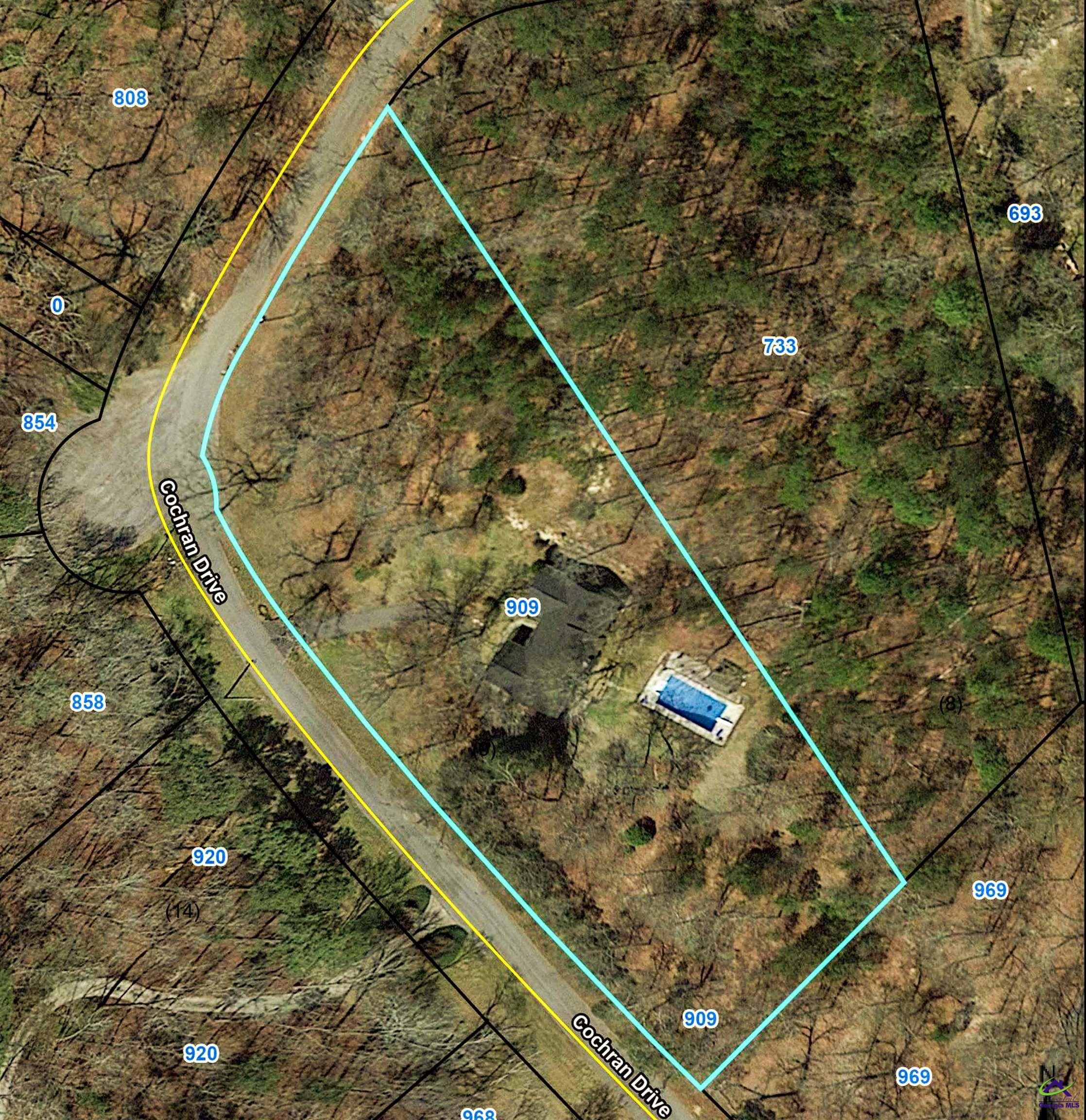 909 Cochran Dr