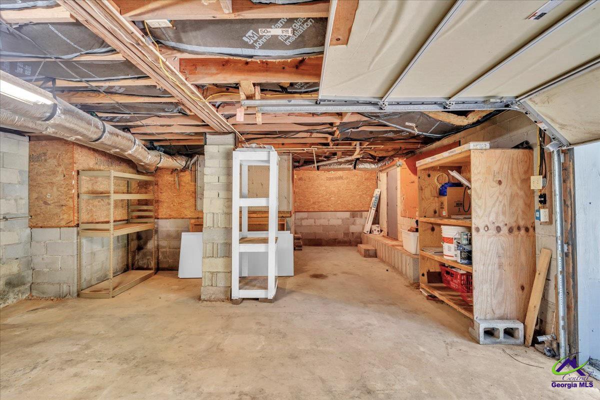 909 Cochran Dr