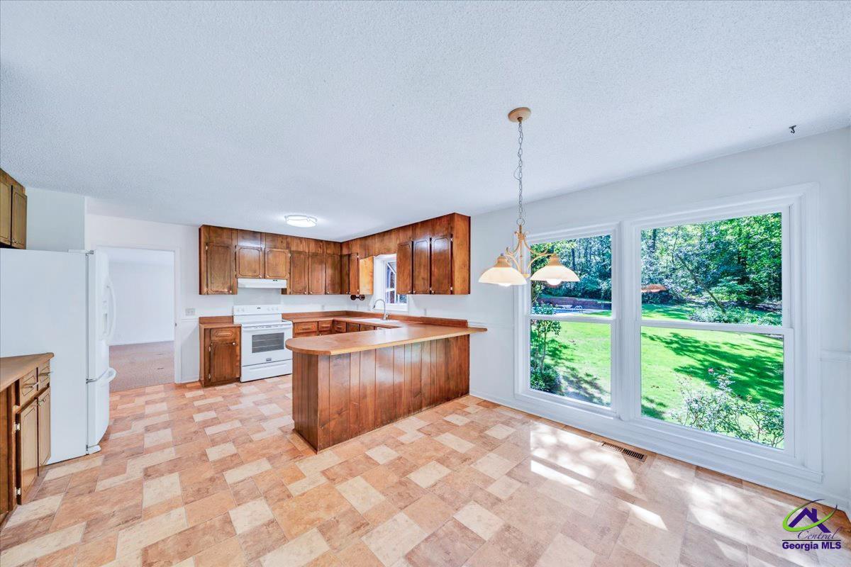 909 Cochran Dr
