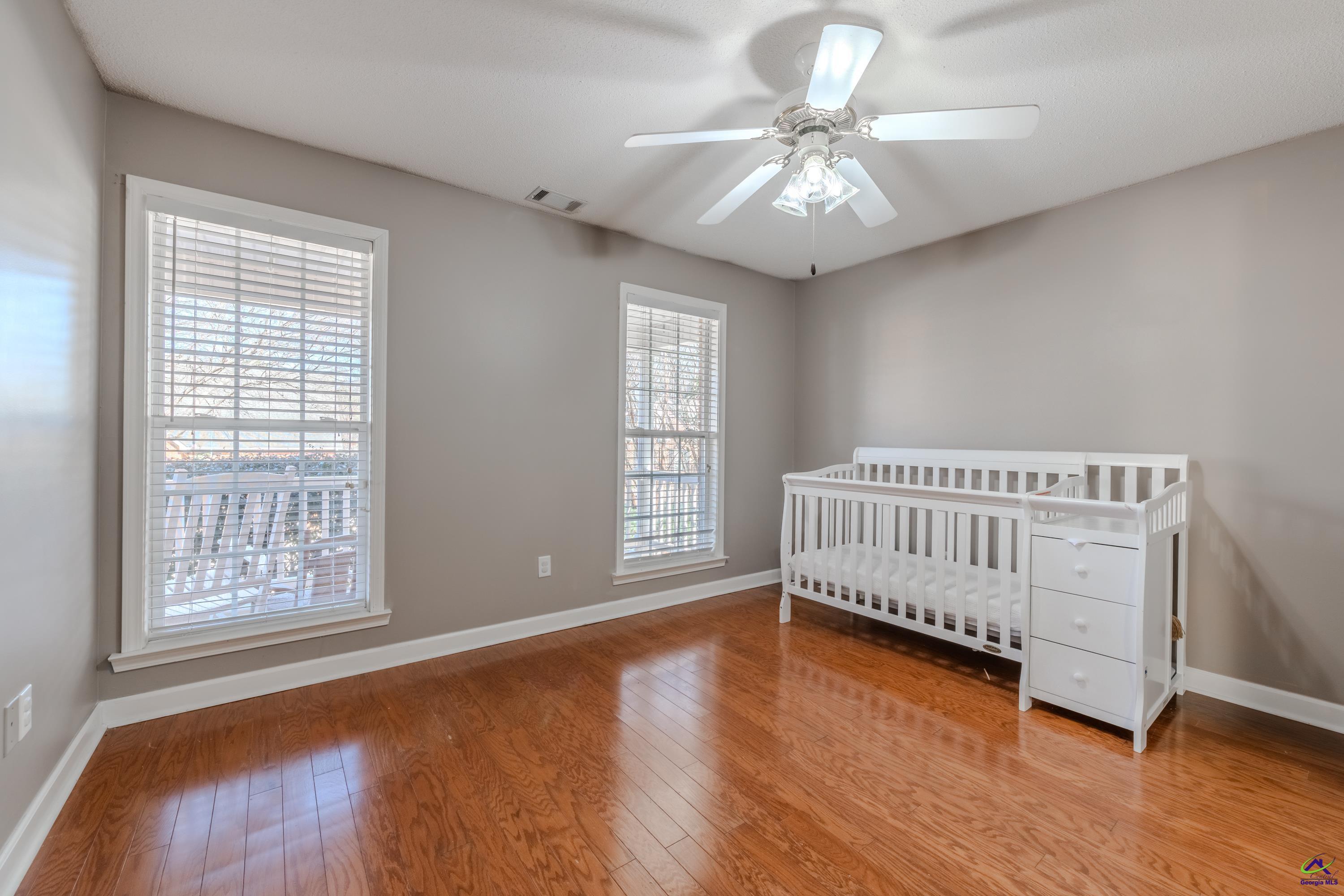 611 Bay Laurel
