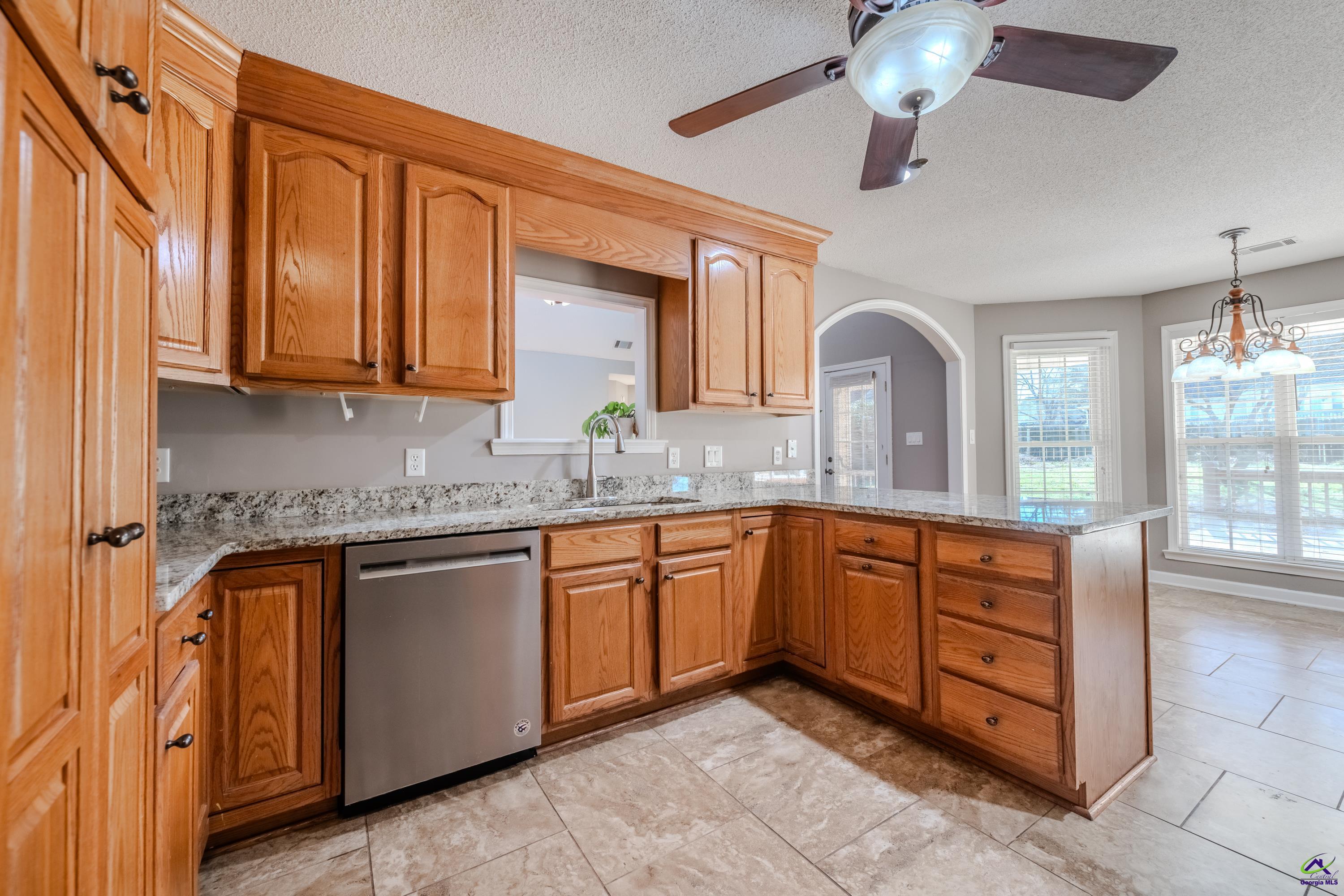 611 Bay Laurel