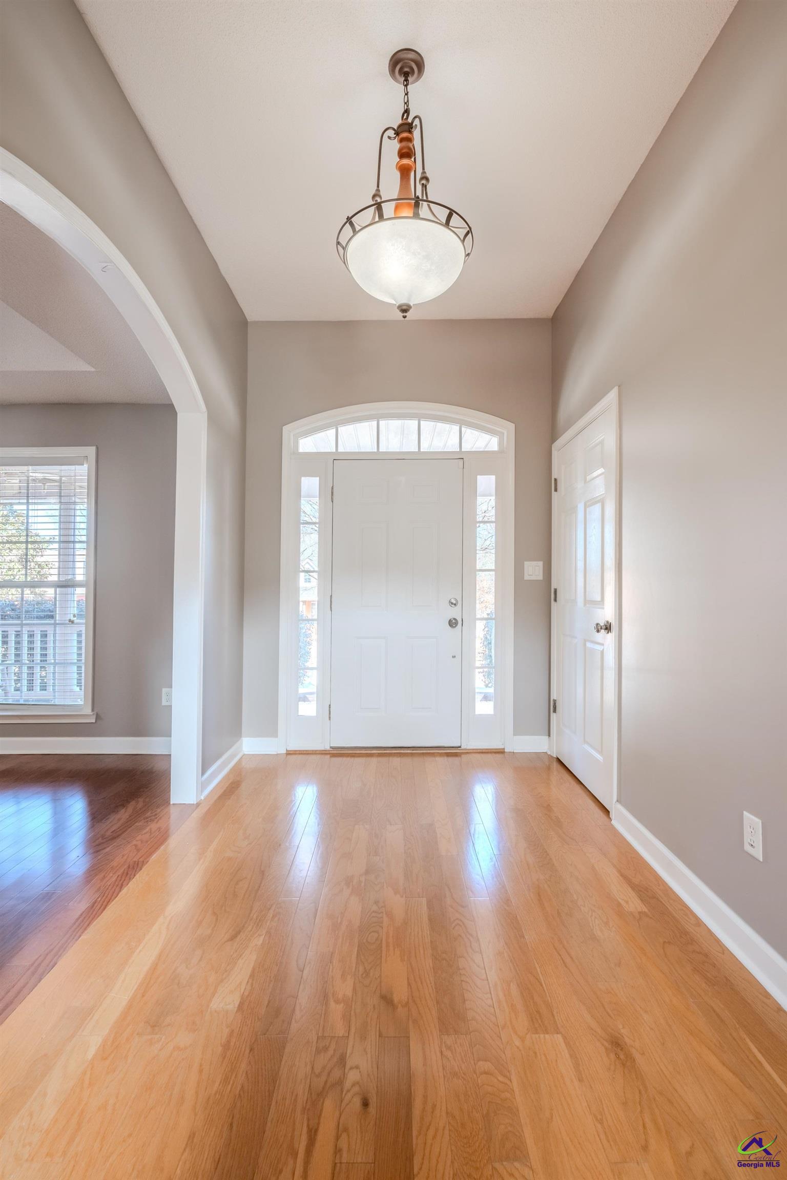 611 Bay Laurel