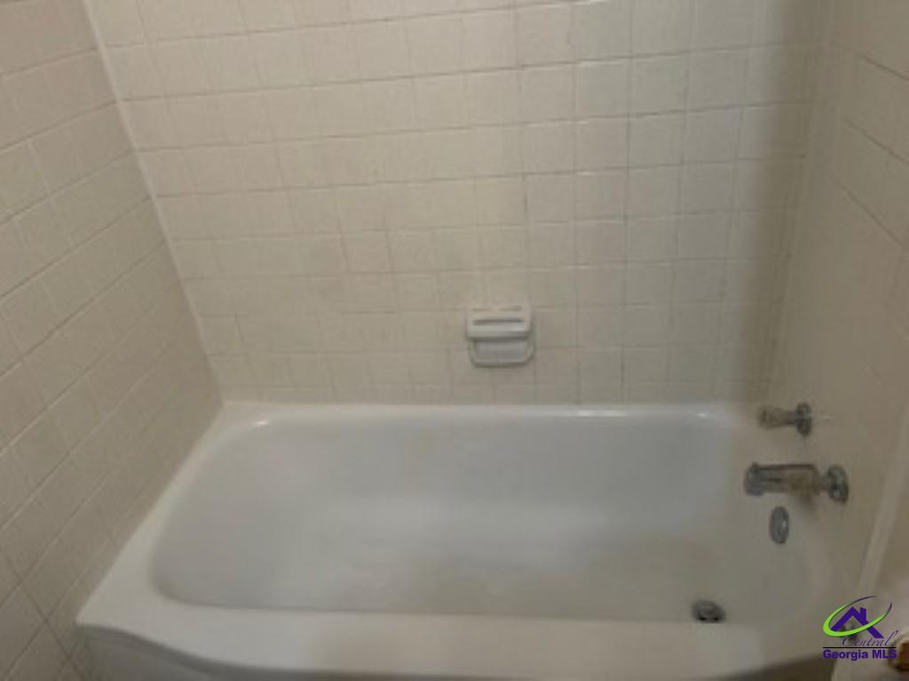 106 Draper St