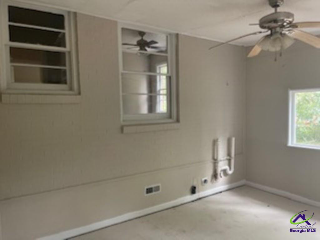 106 Draper St