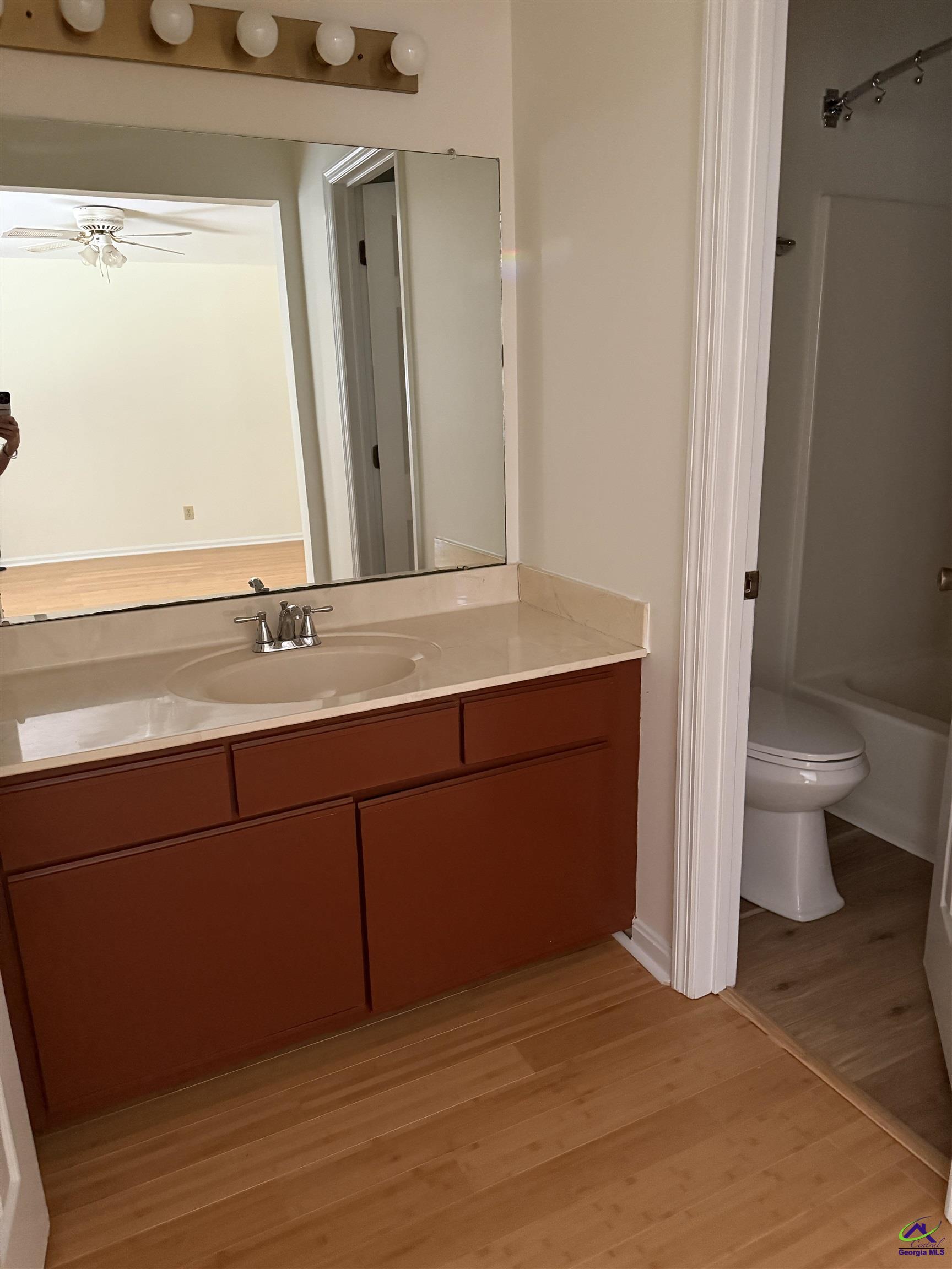 421 Granada Terrace