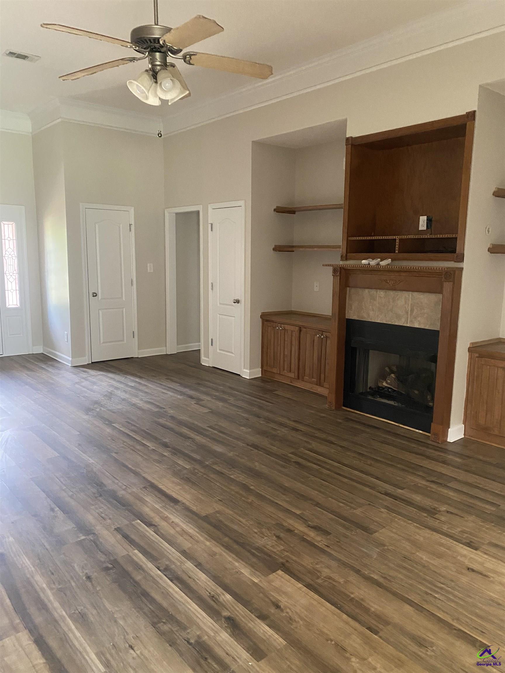 131 Huntley