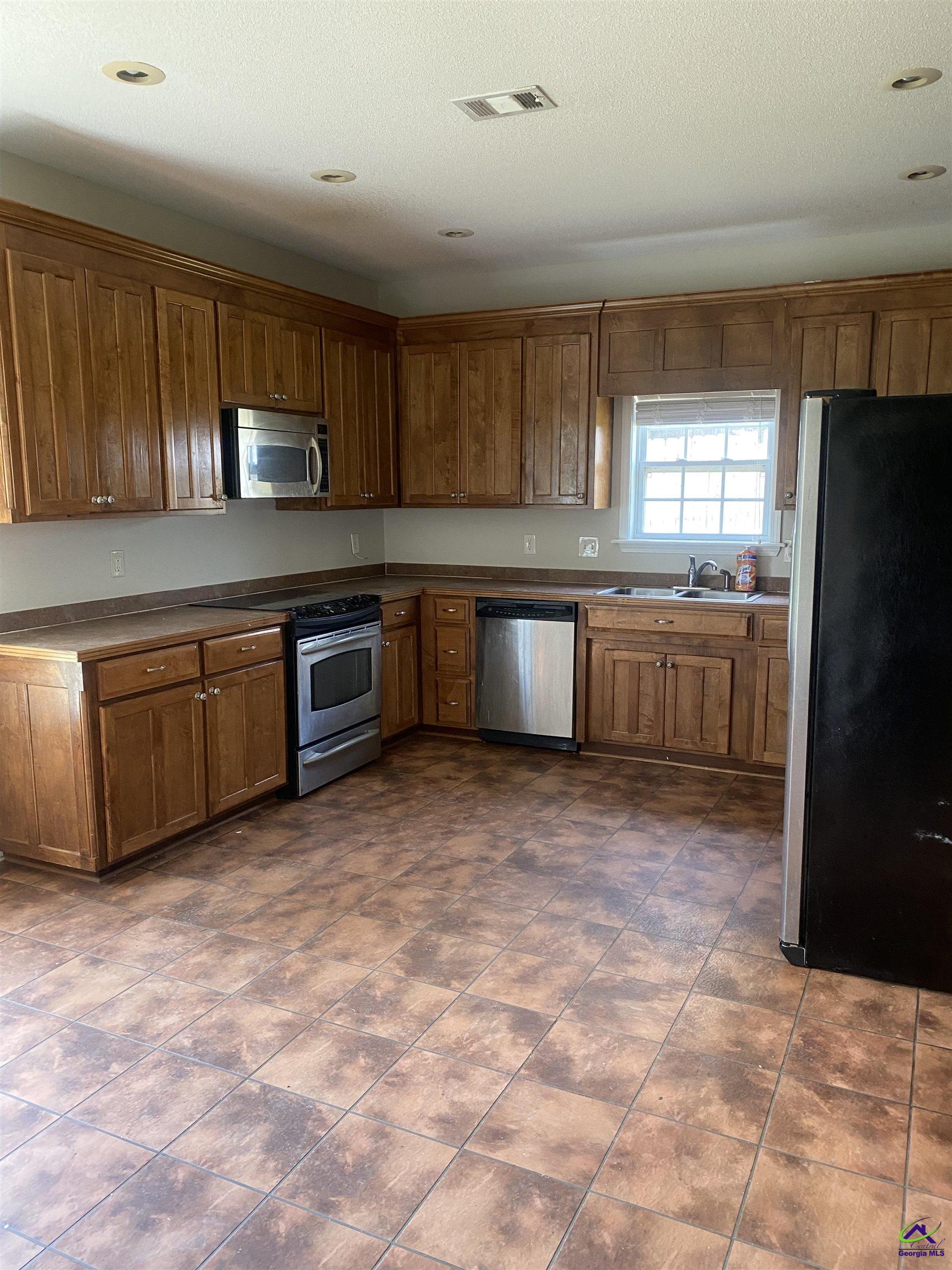 131 Huntley