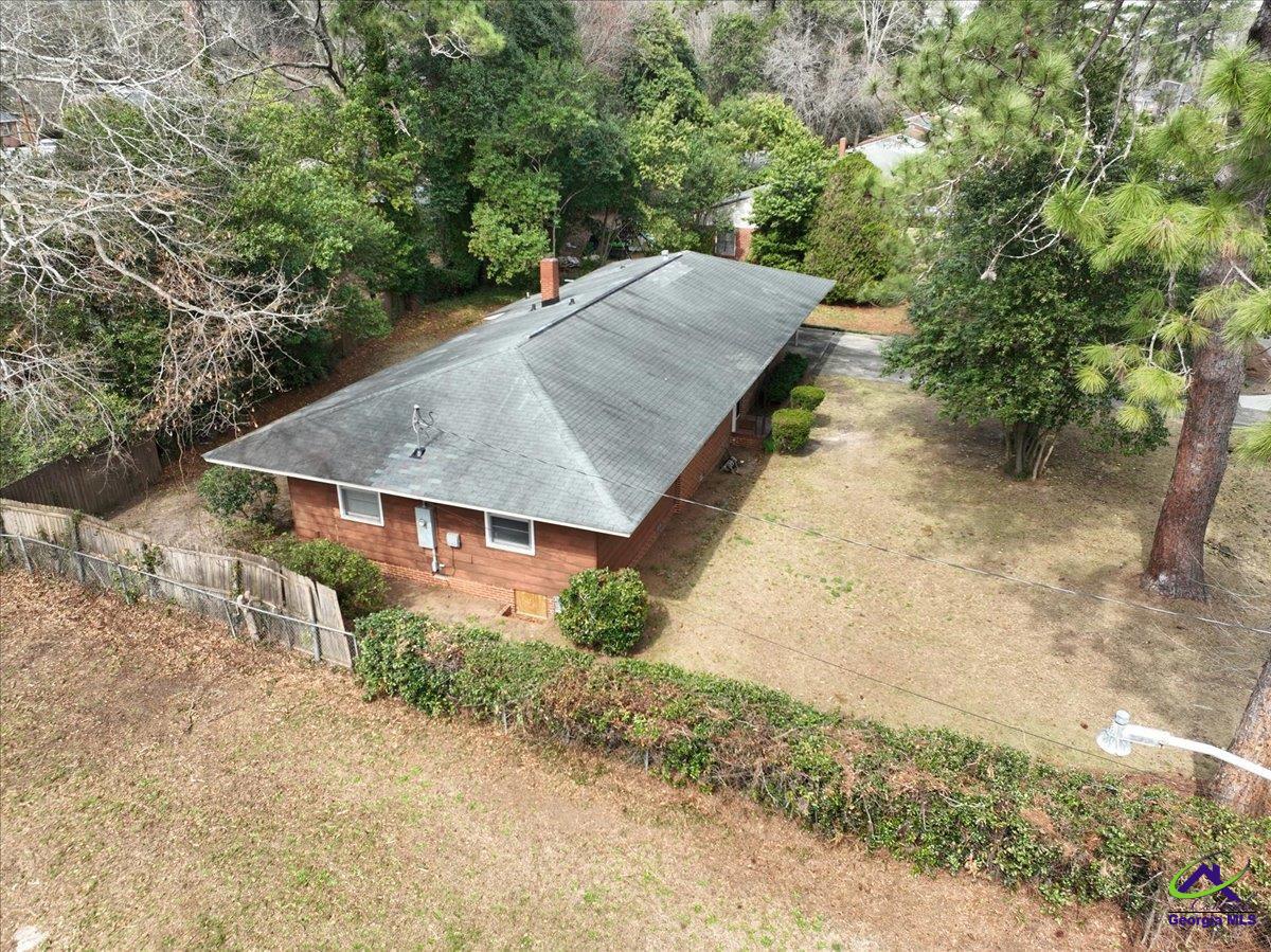 2554 Delano