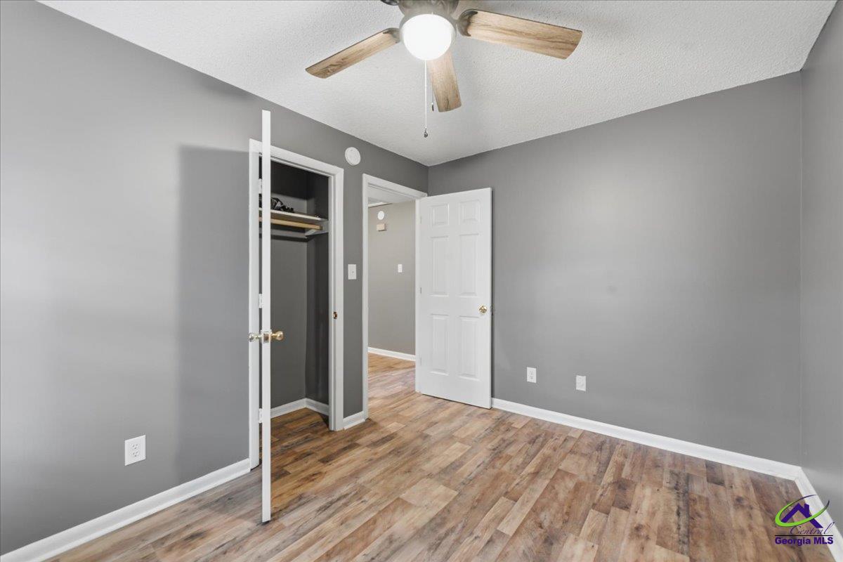 2554 Delano