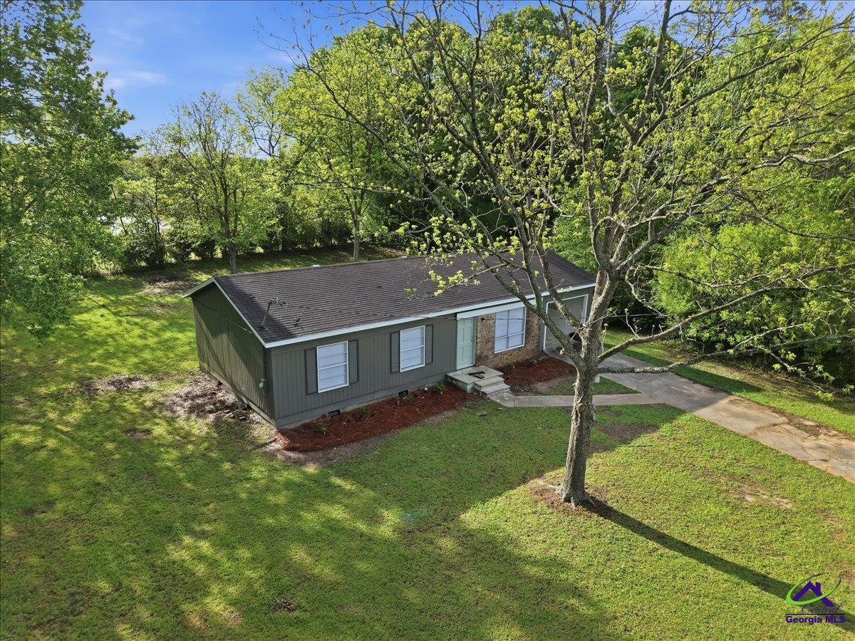 526 Ochlahatchee Drive
