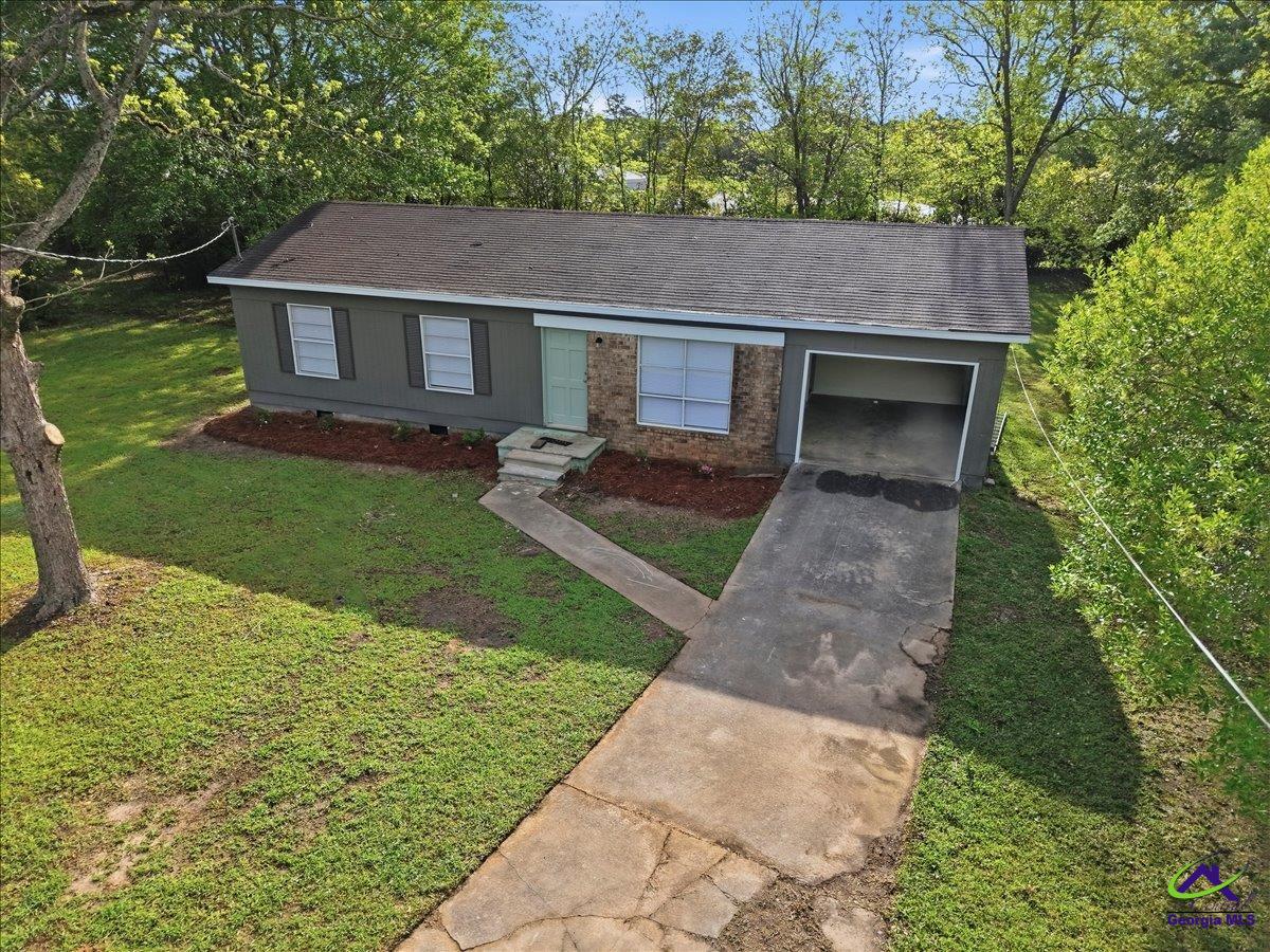 526 Ochlahatchee Drive