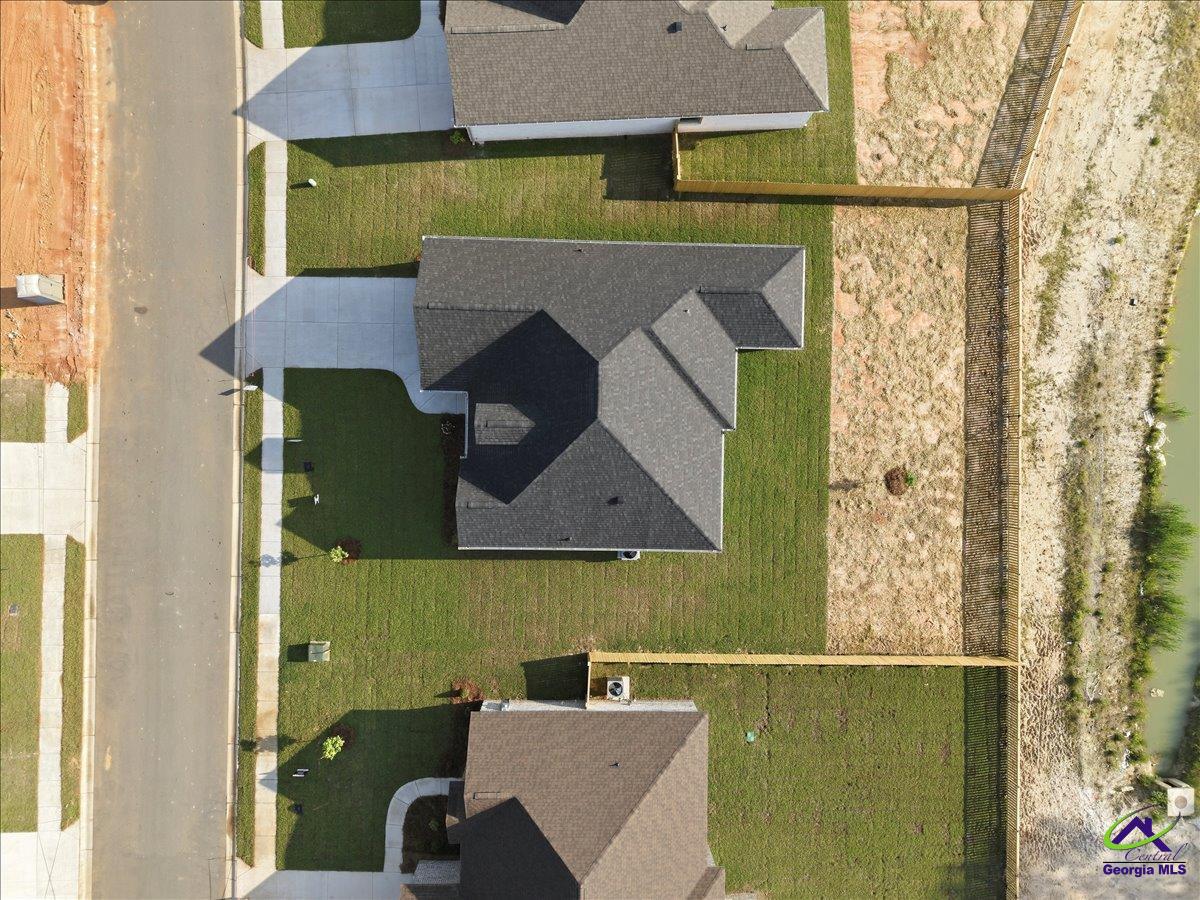 307 Willowbrook