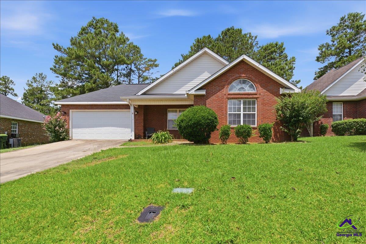 305 links view Dr