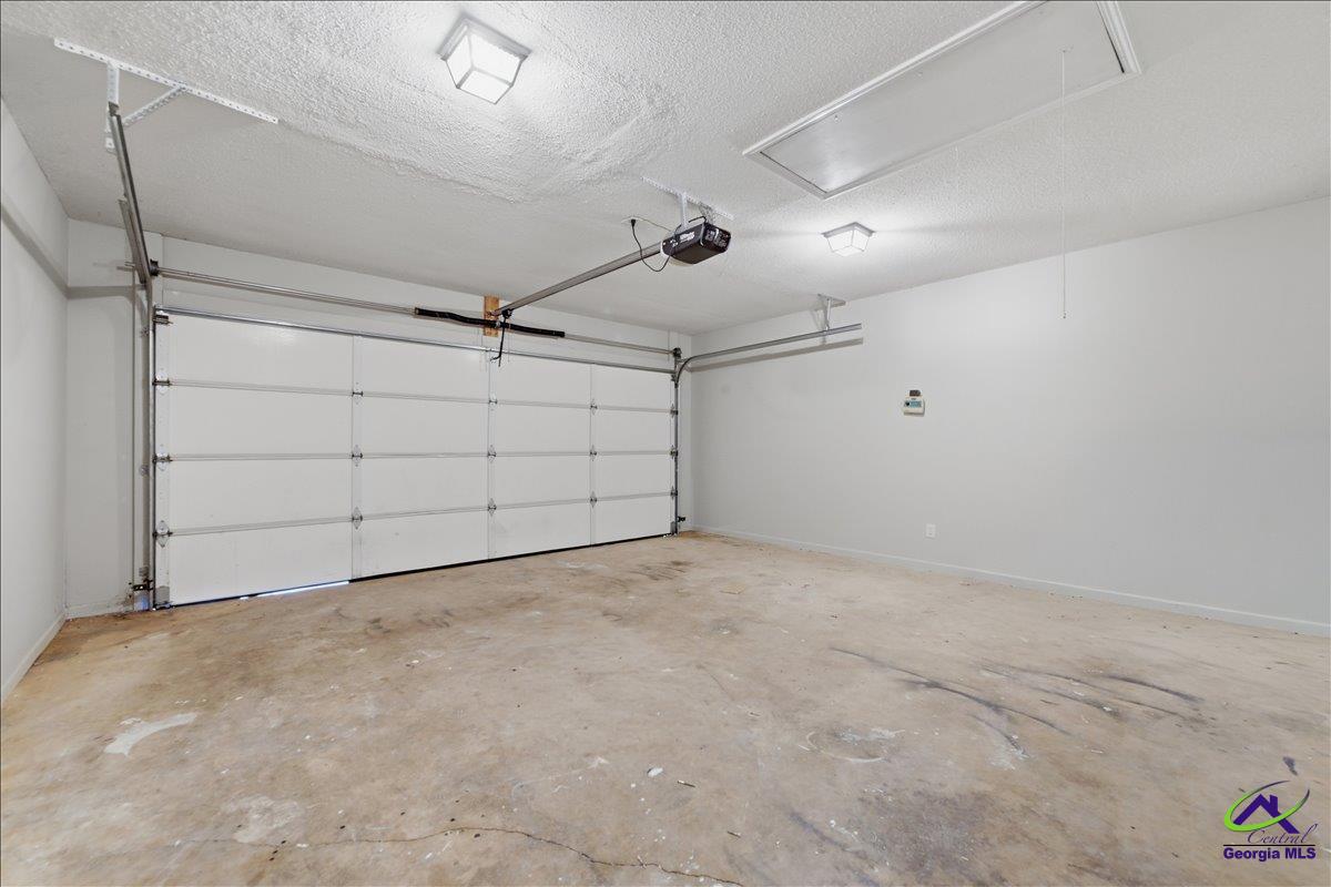 305 links view Dr