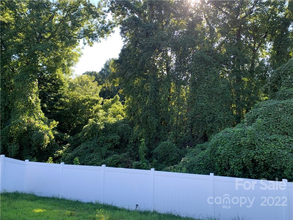 973 Joselynn Drive