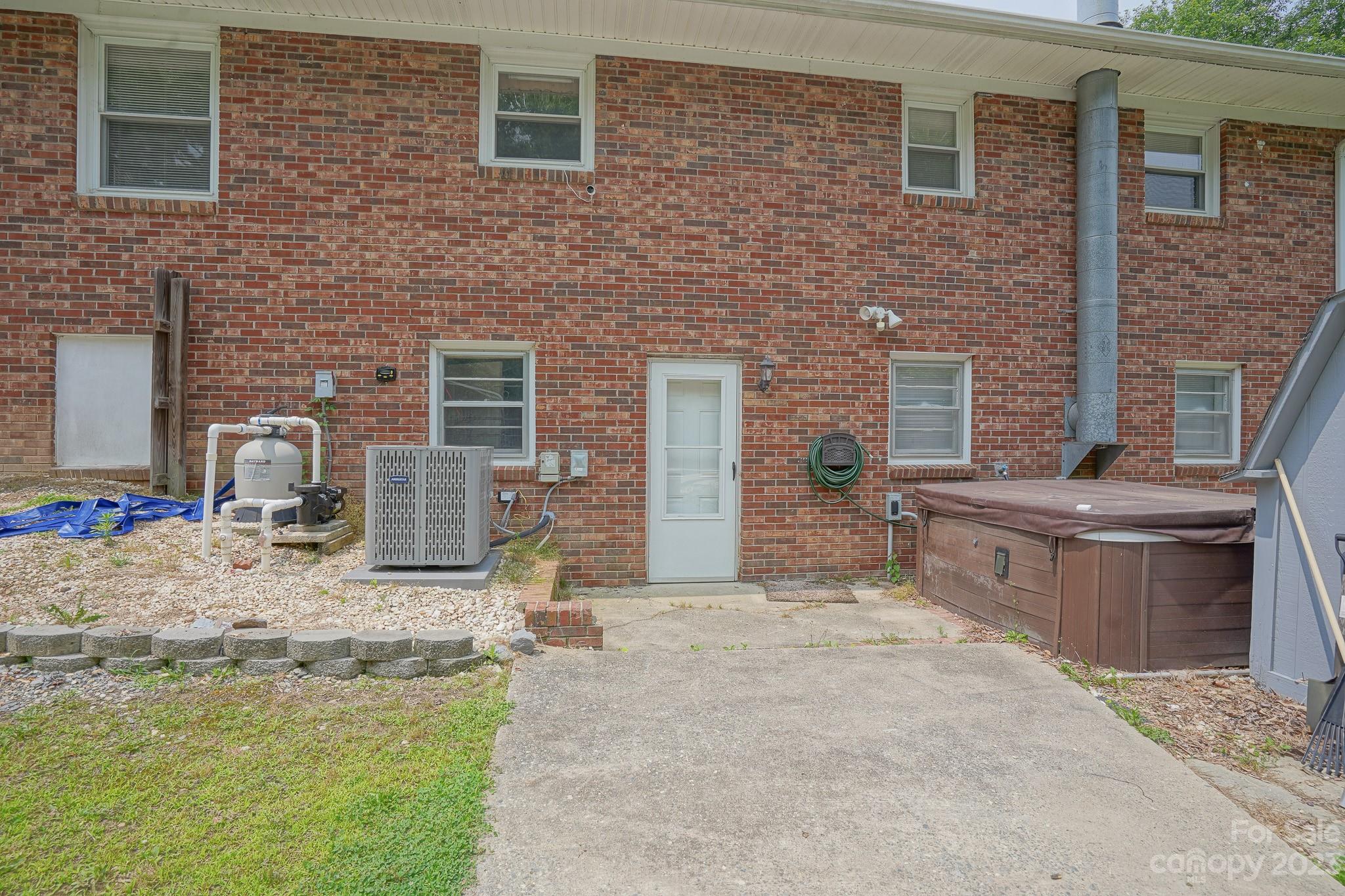111 Helen Avenue