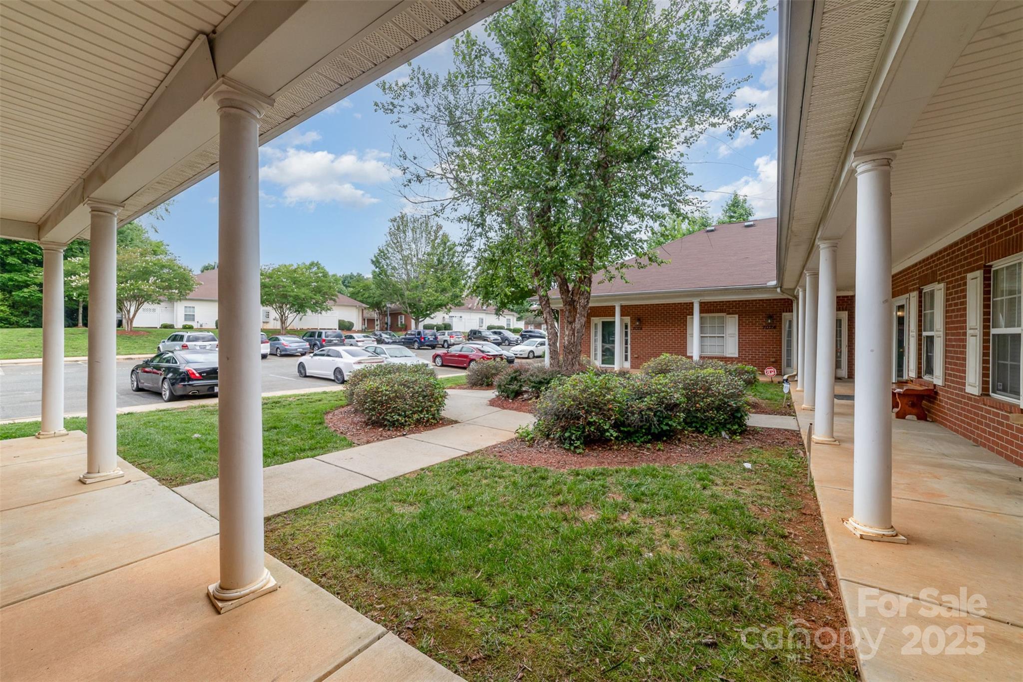 7012 Somerset Springs Drive