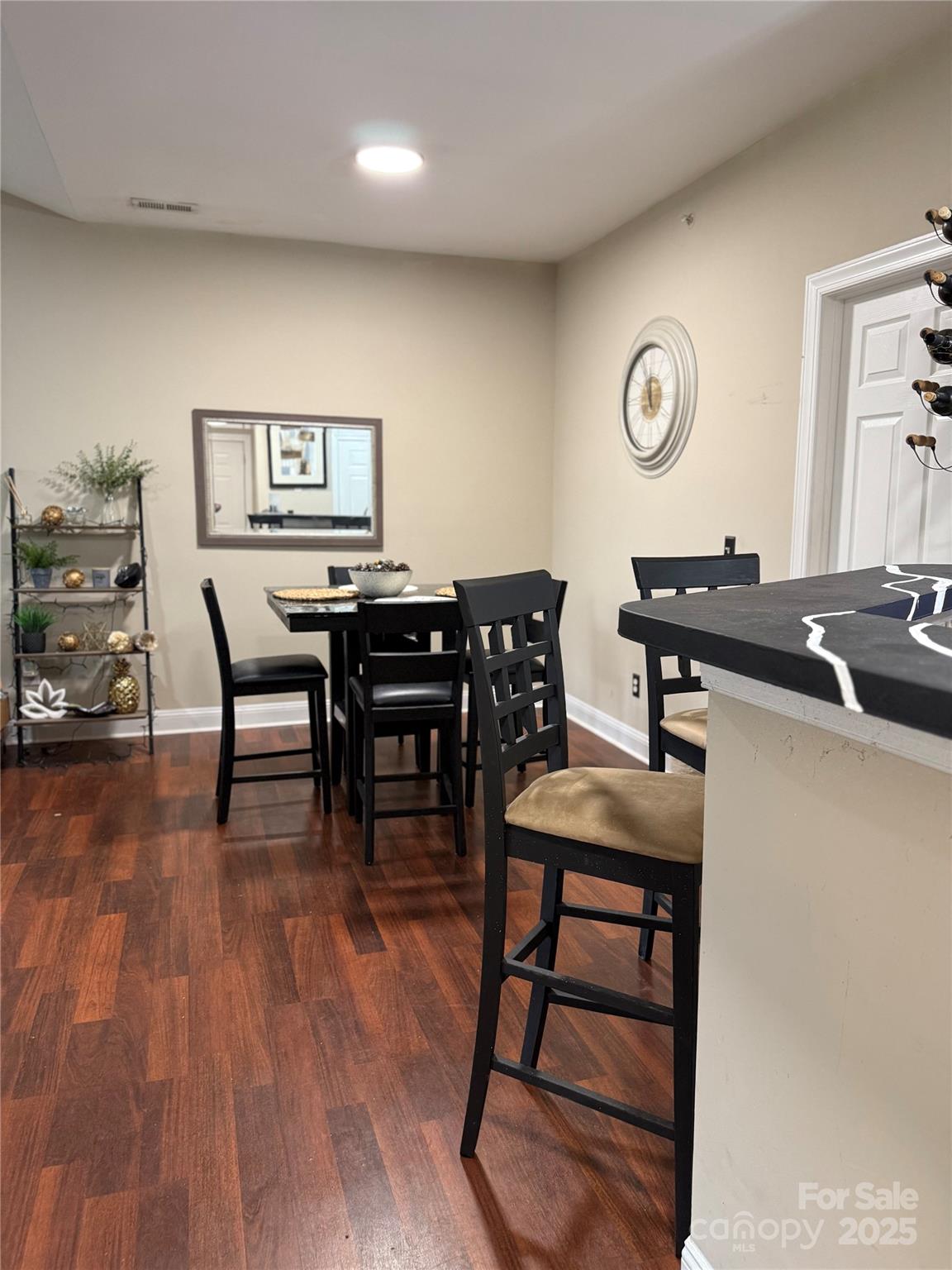 6730 Mallard Park Drive