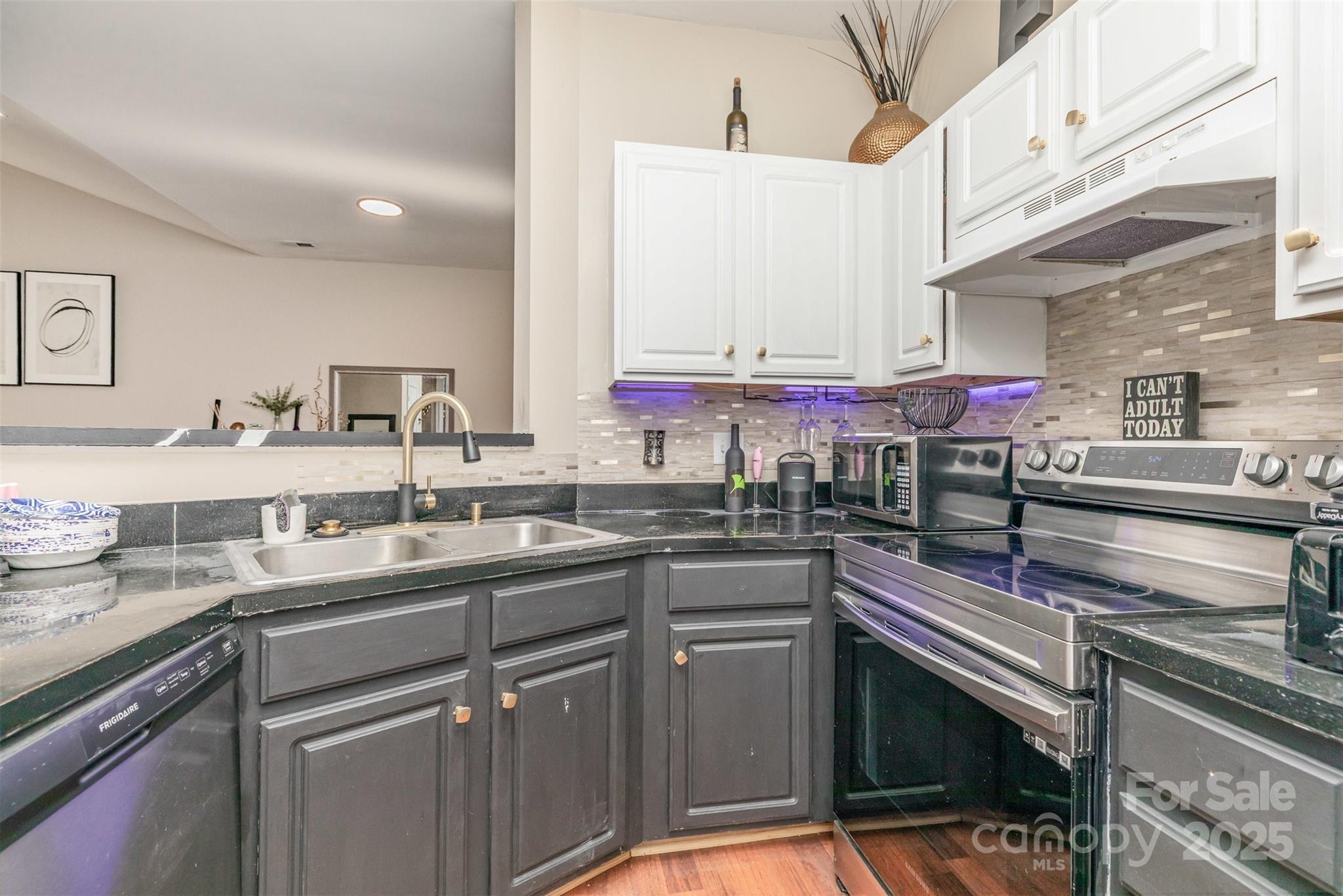 6730 Mallard Park Drive