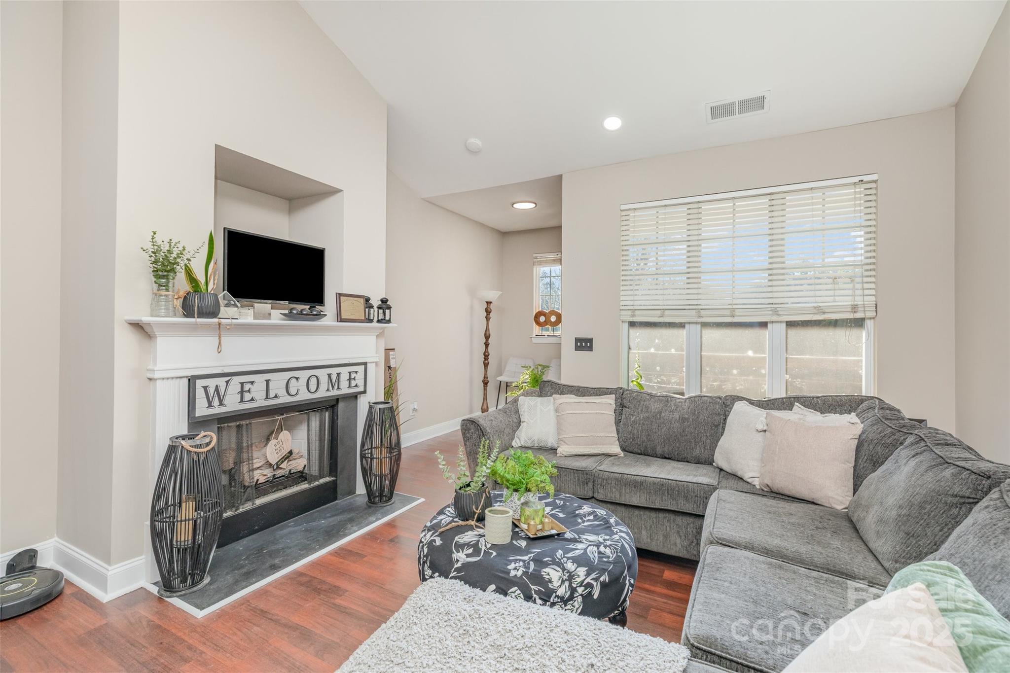 6730 Mallard Park Drive