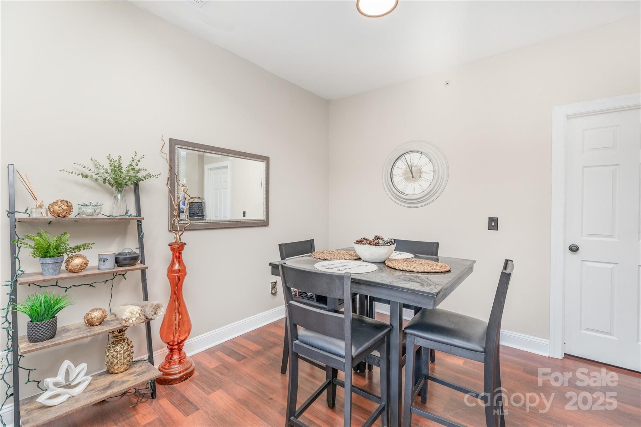 6730 Mallard Park Drive