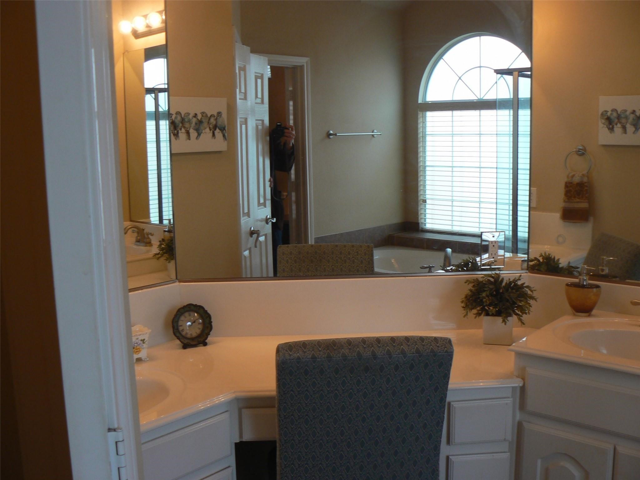 2003 Gardenridge Drive