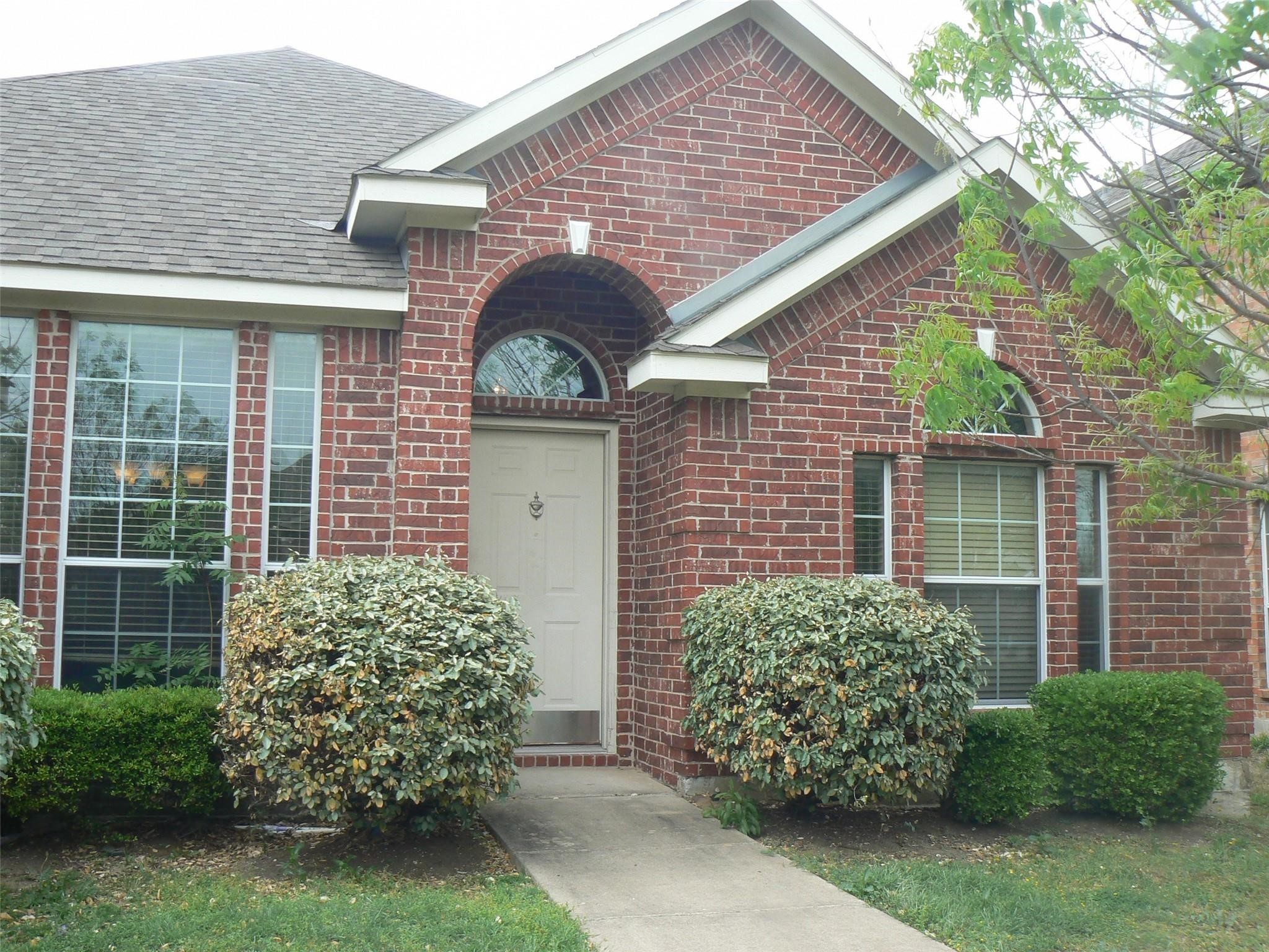 2003 Gardenridge Drive