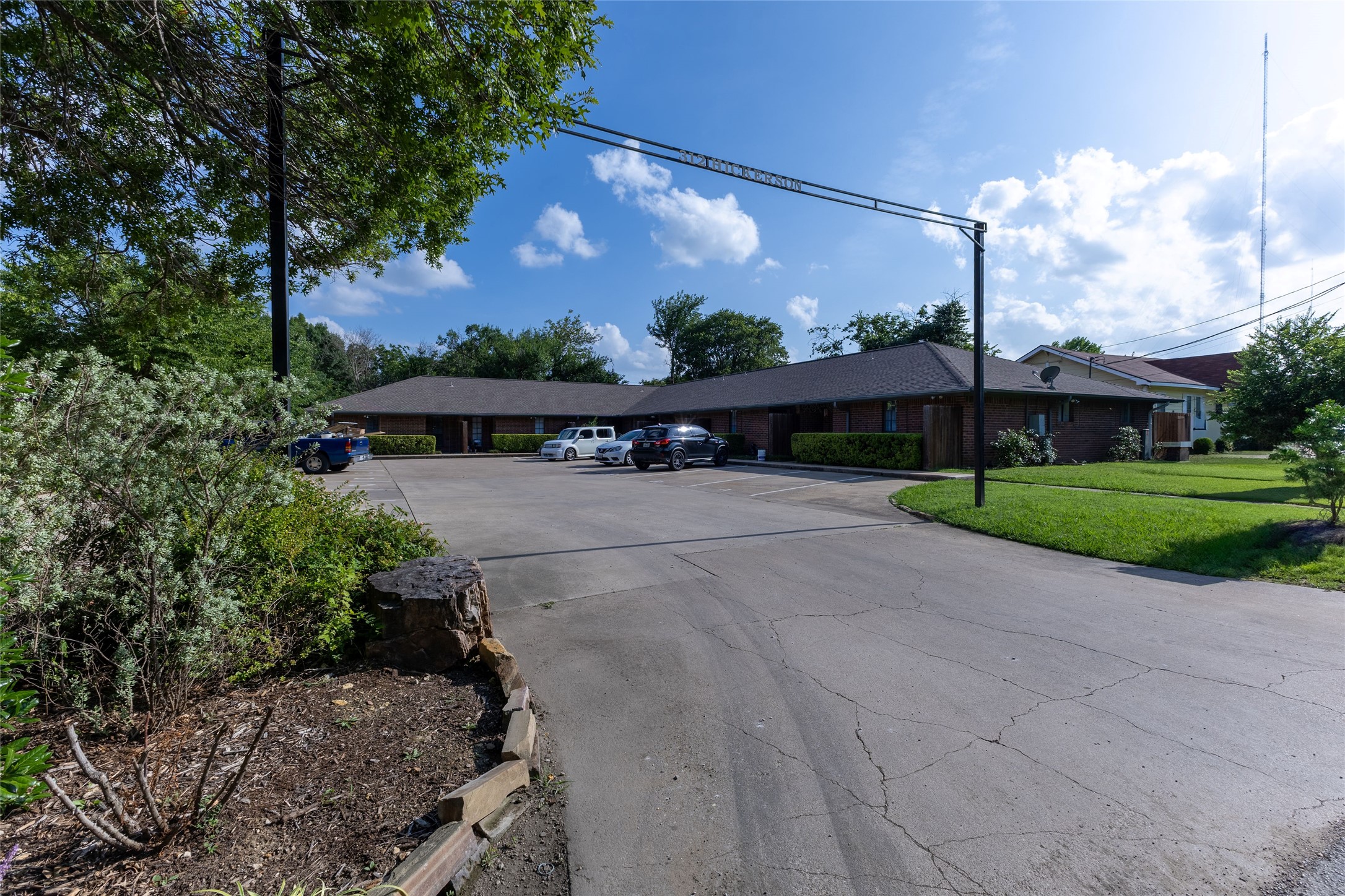 312 Hickerson Street 8