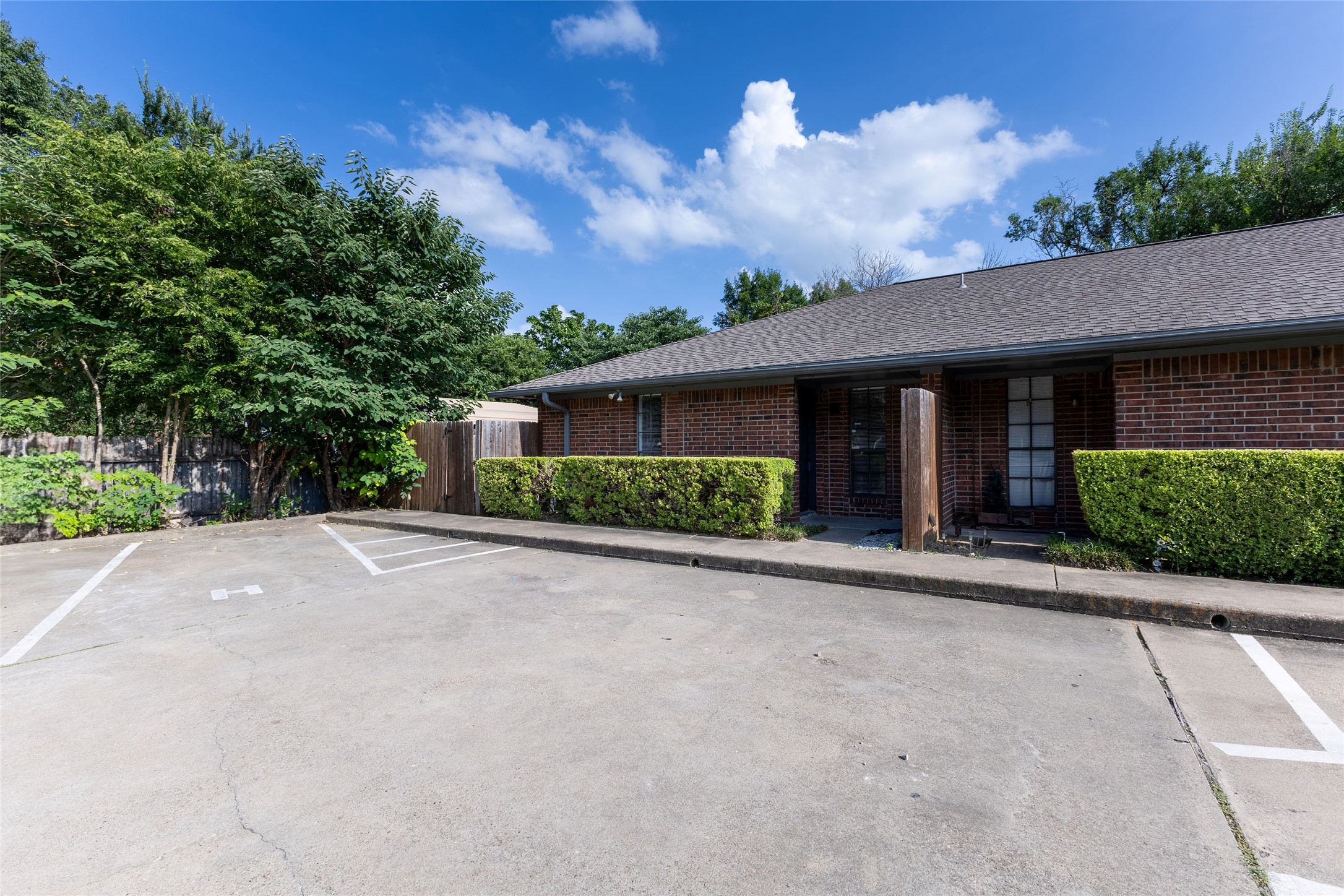 312 Hickerson Street 8