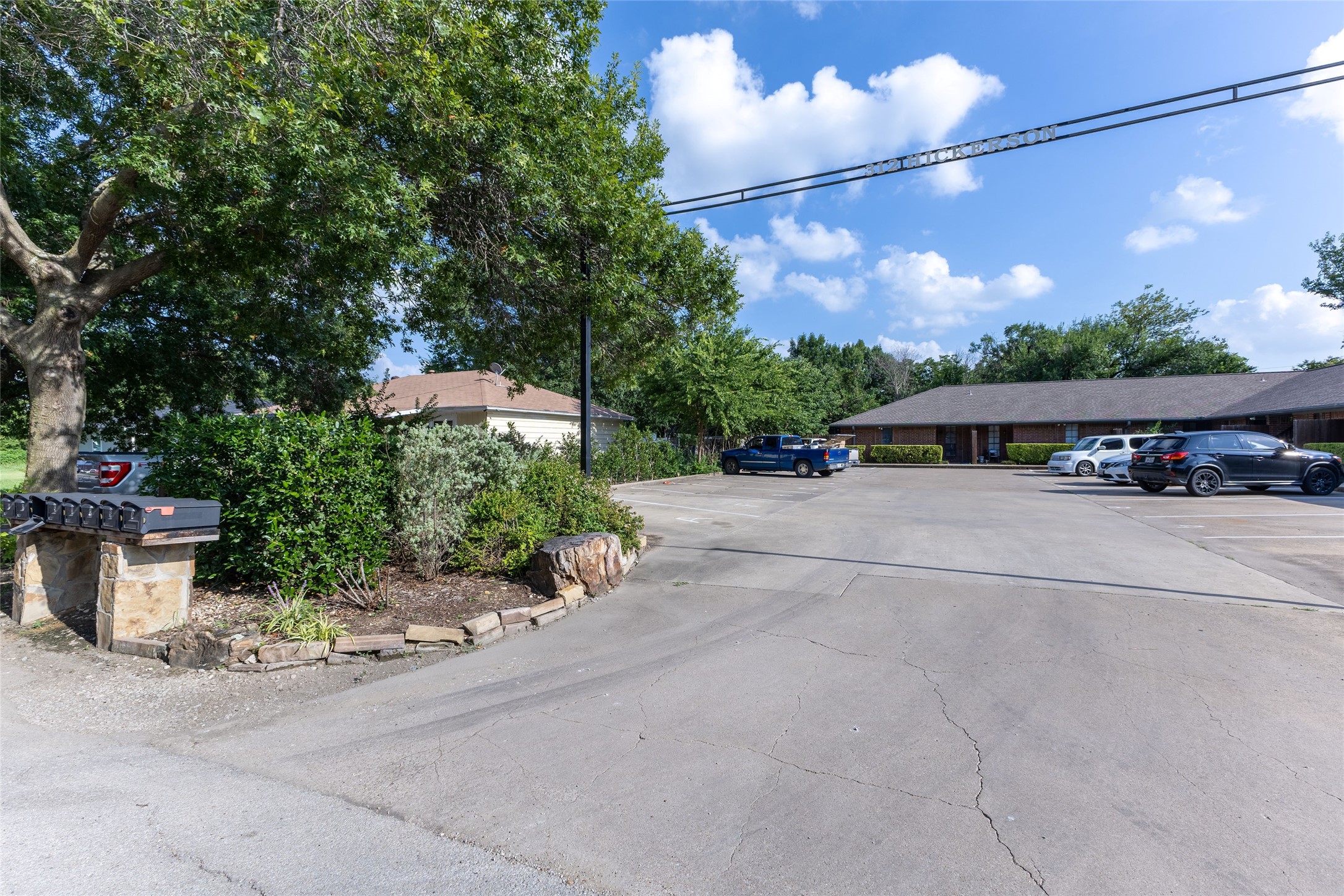 312 Hickerson Street 8