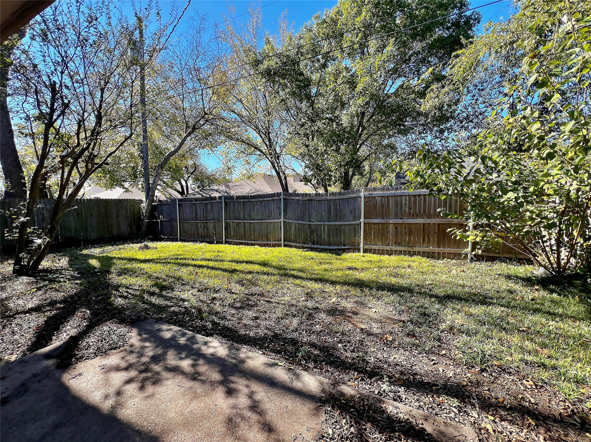 717 Hillcrest Court