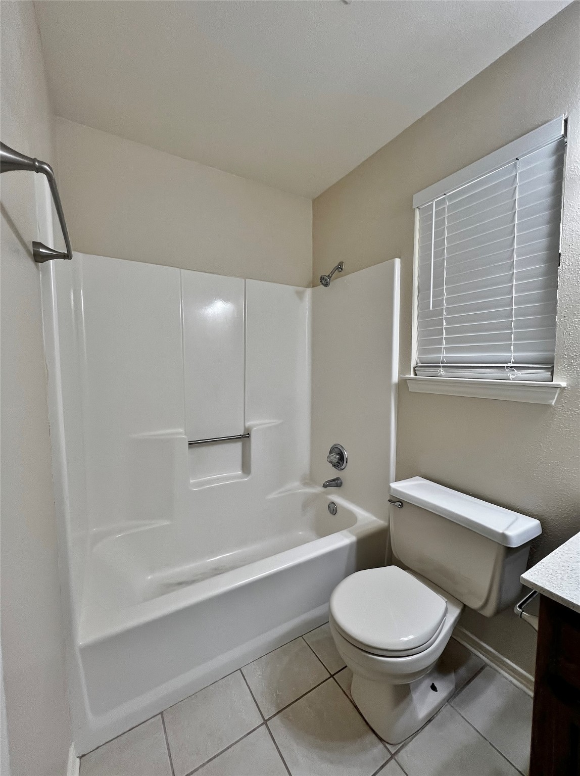 717 Hillcrest Court