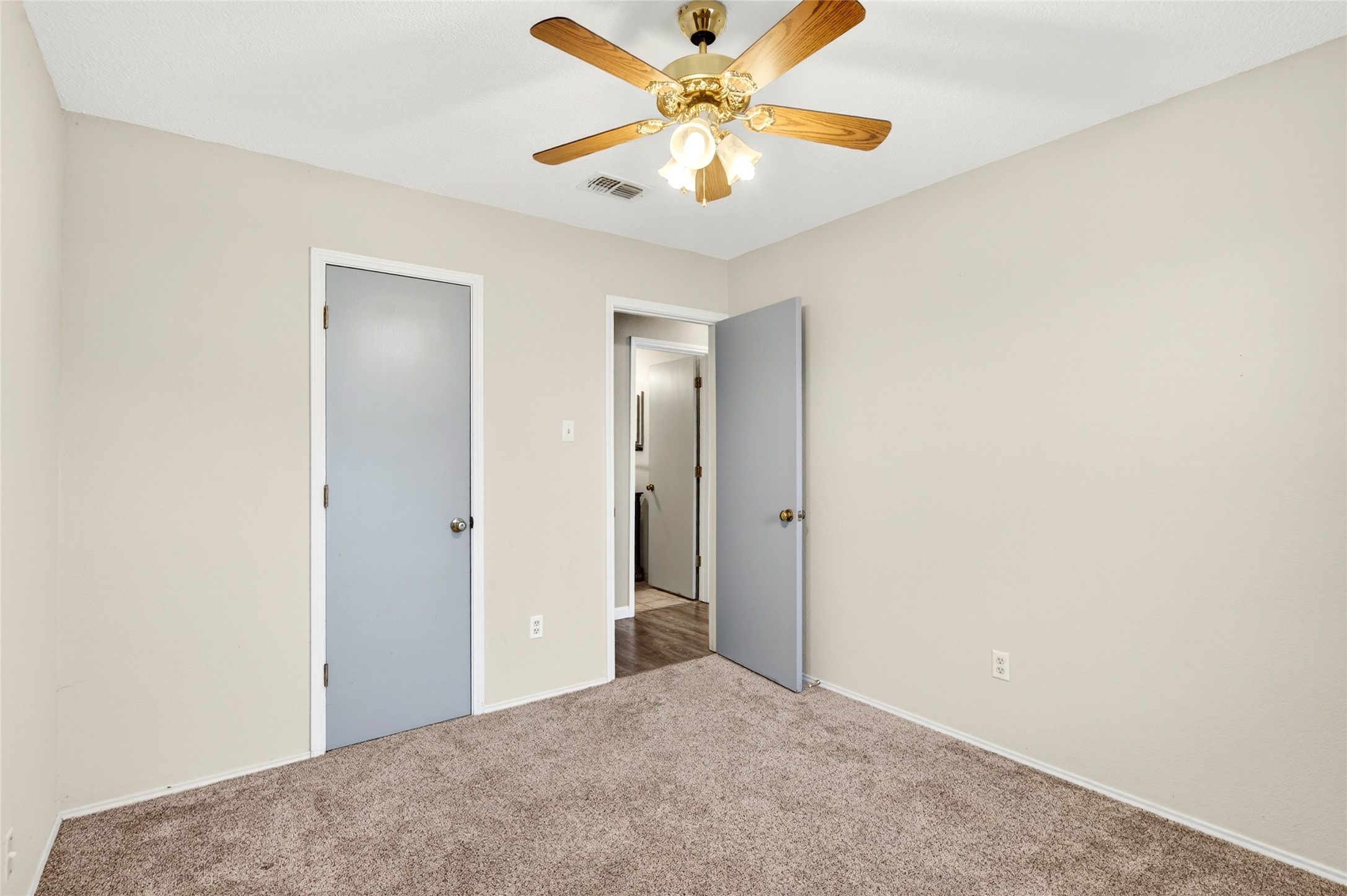 424 Benjamin Lane