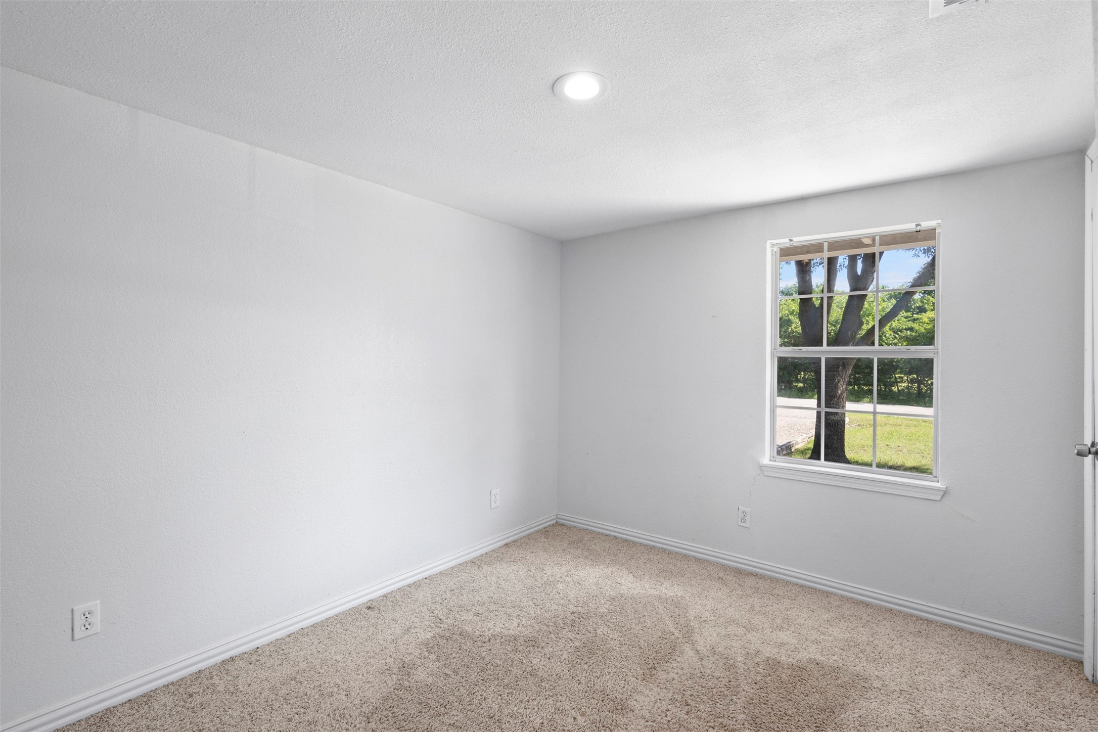 215 E 3rd Street