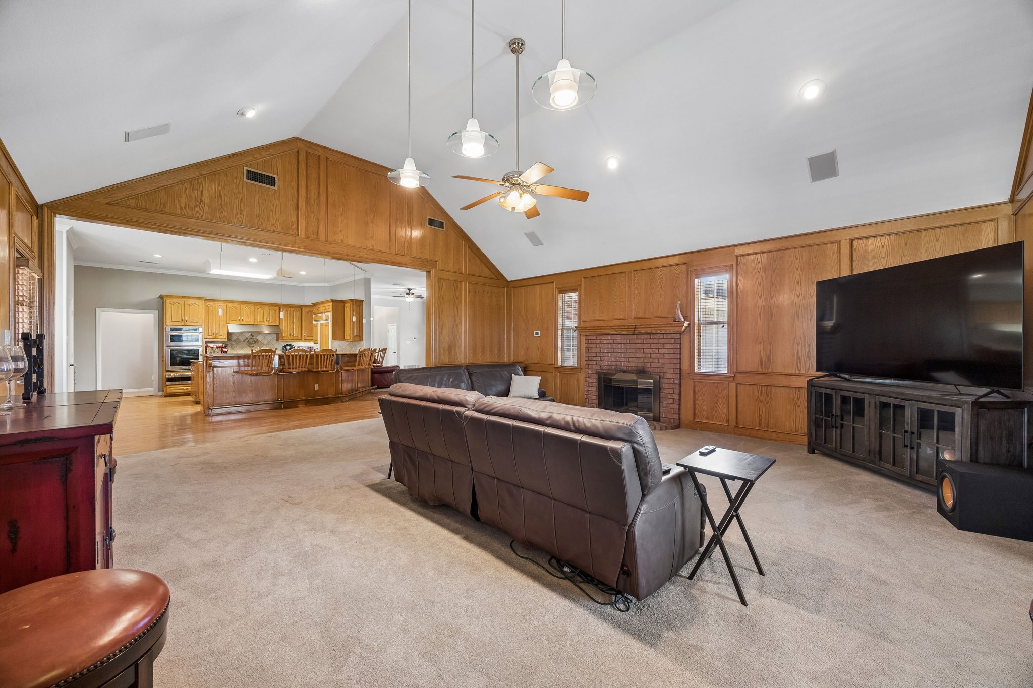 2176 English Road