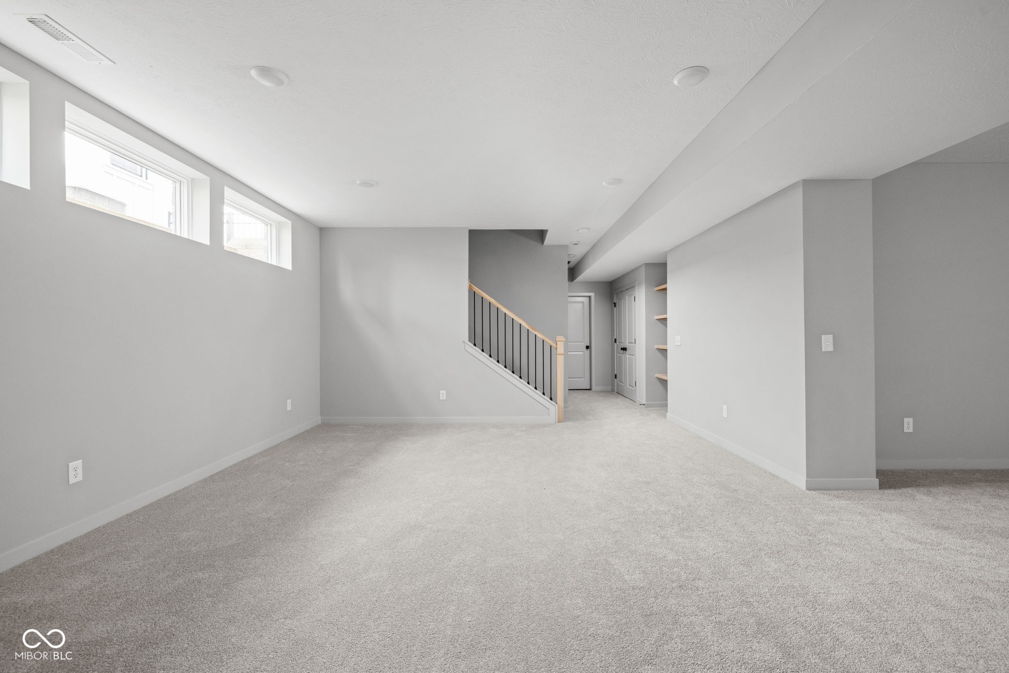 17334 Newton Main Street