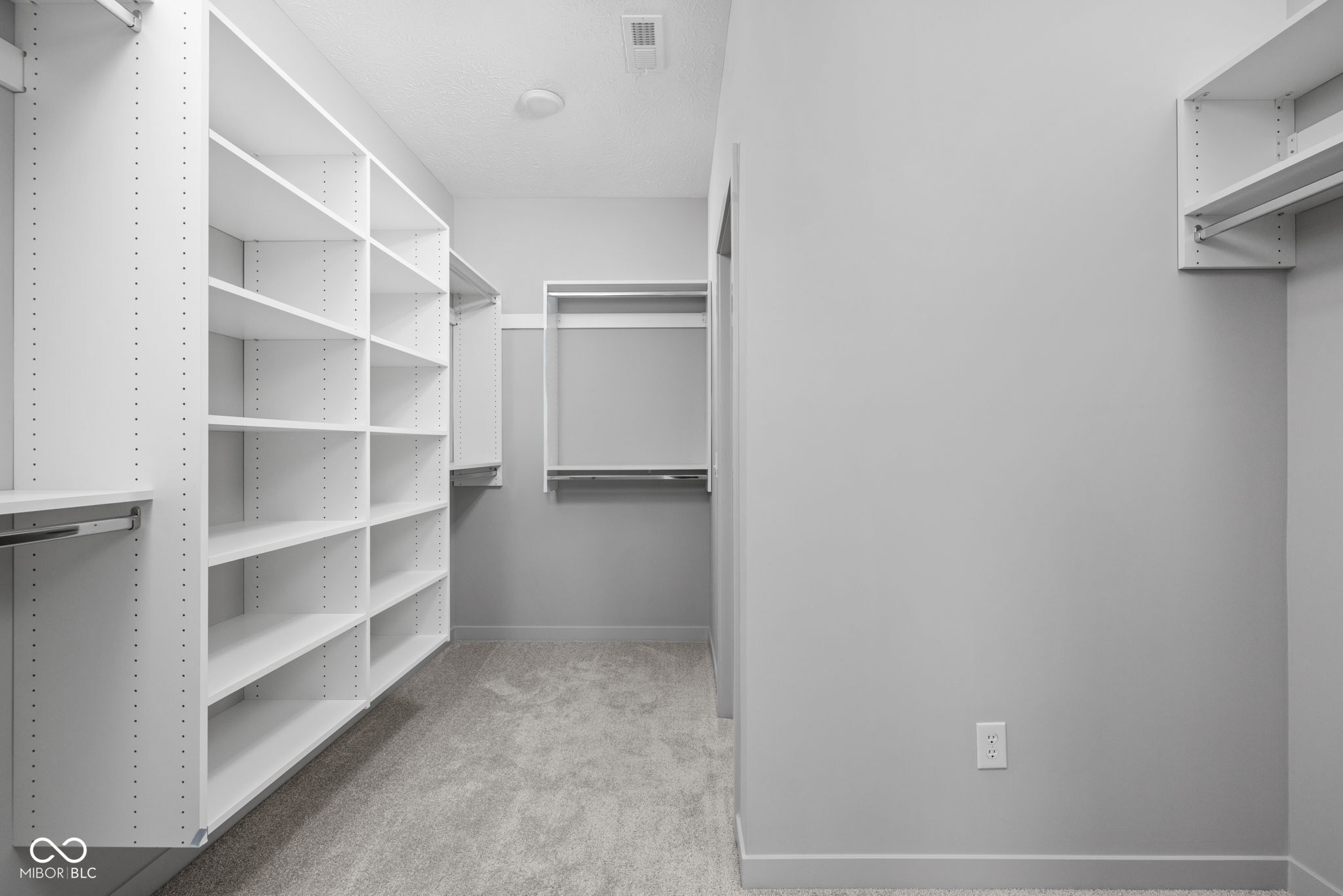 17334 Newton Main Street