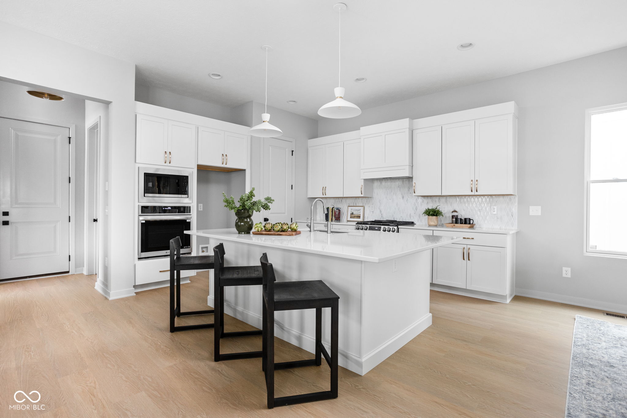 17334 Newton Main Street