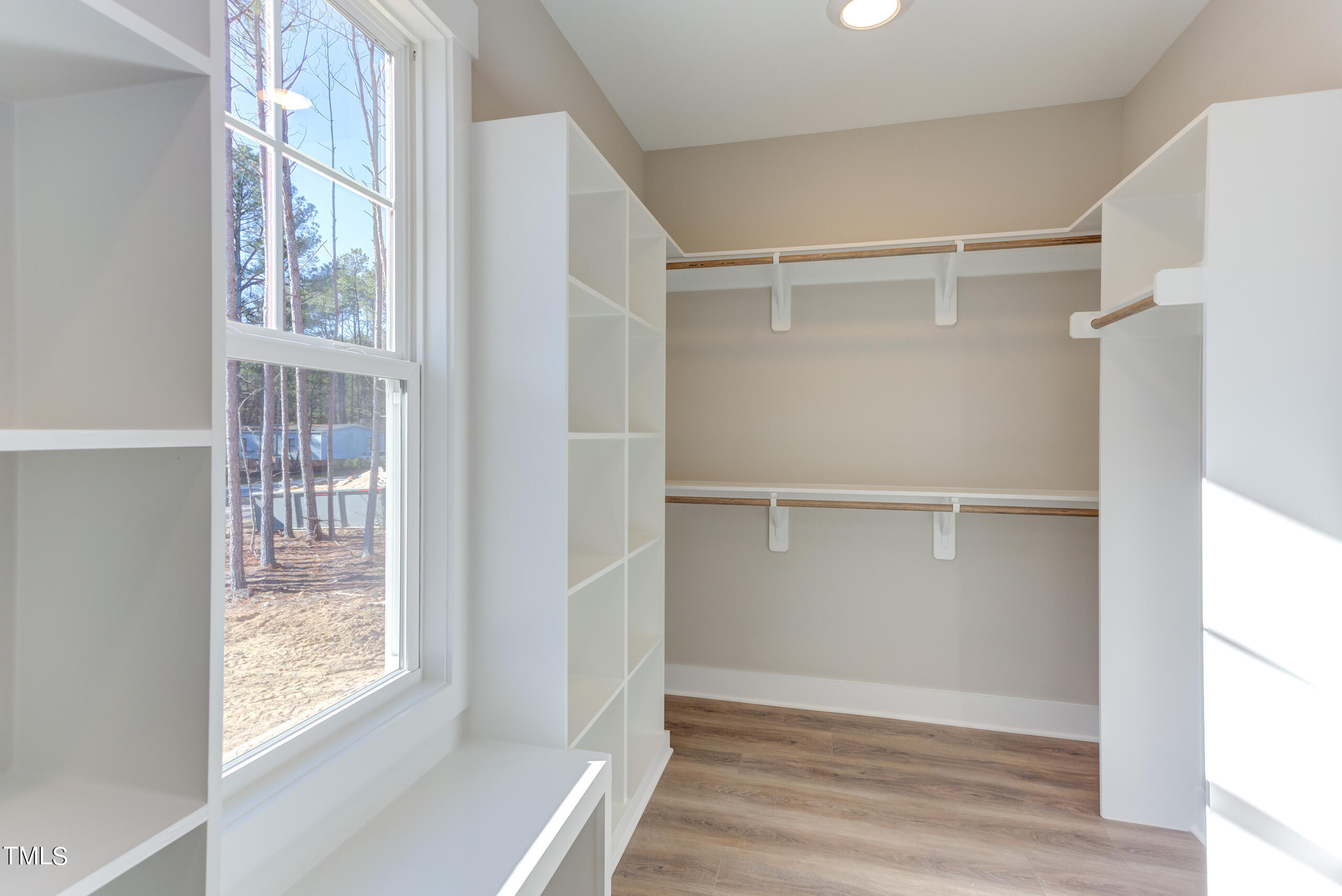 25 Harvest View Way