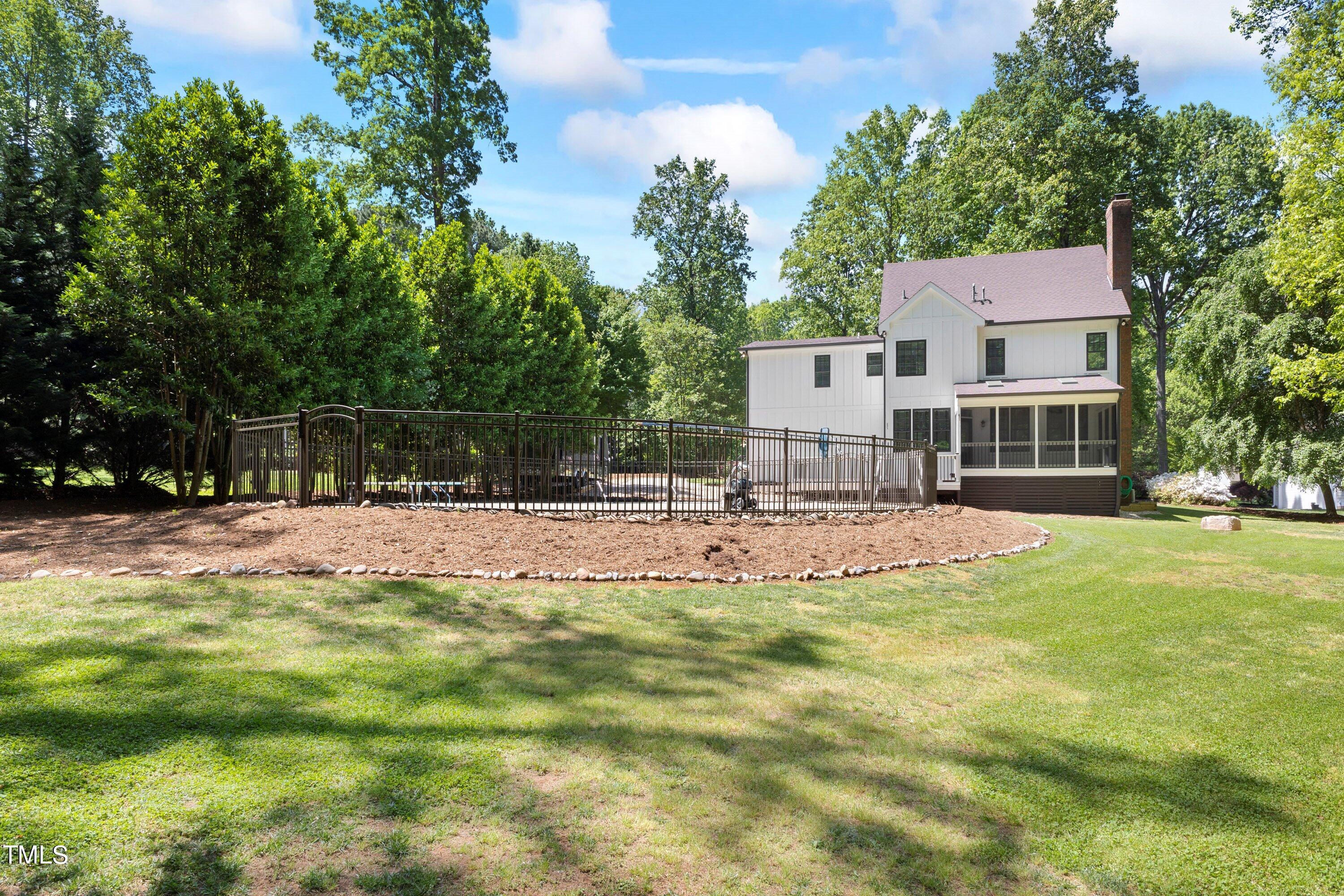 7408 Lakefall Drive