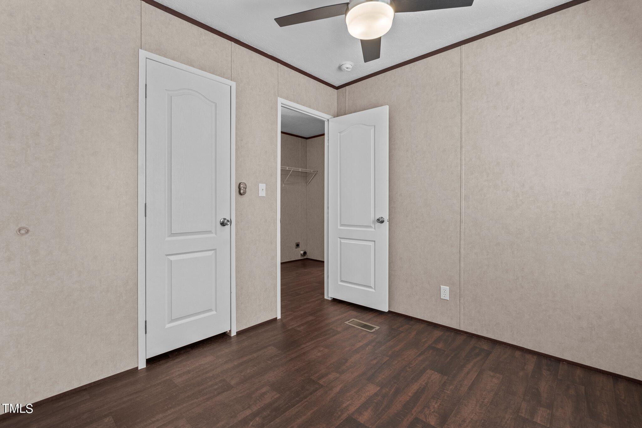 1997 Stricklands Crossroads Road