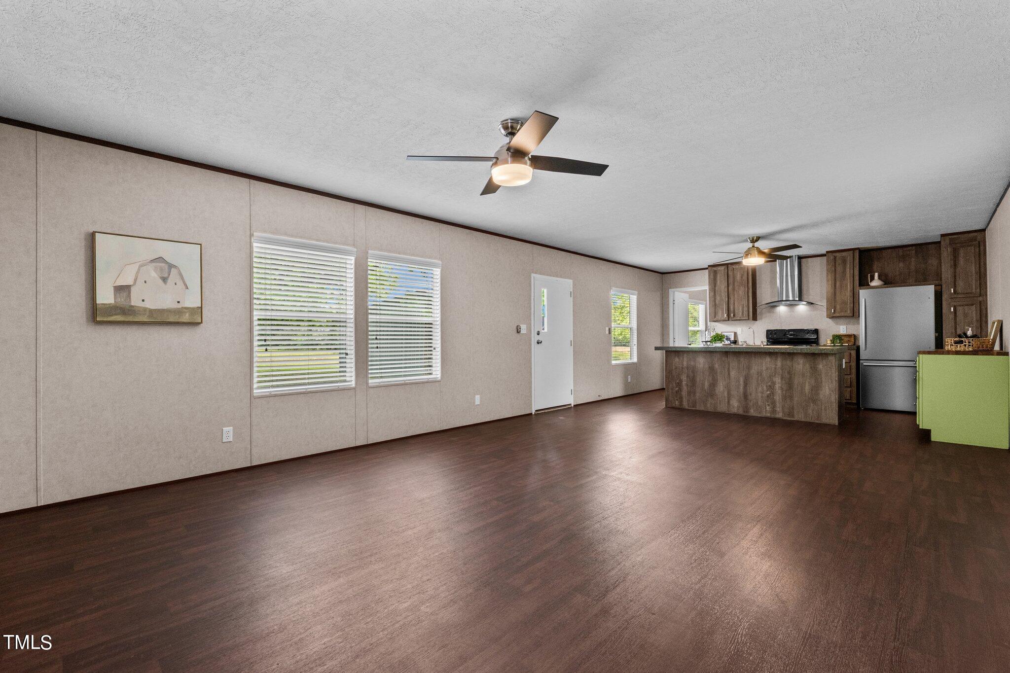 1997 Stricklands Crossroads Road