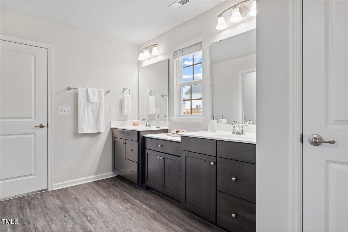 3704 Shires Edge Drive