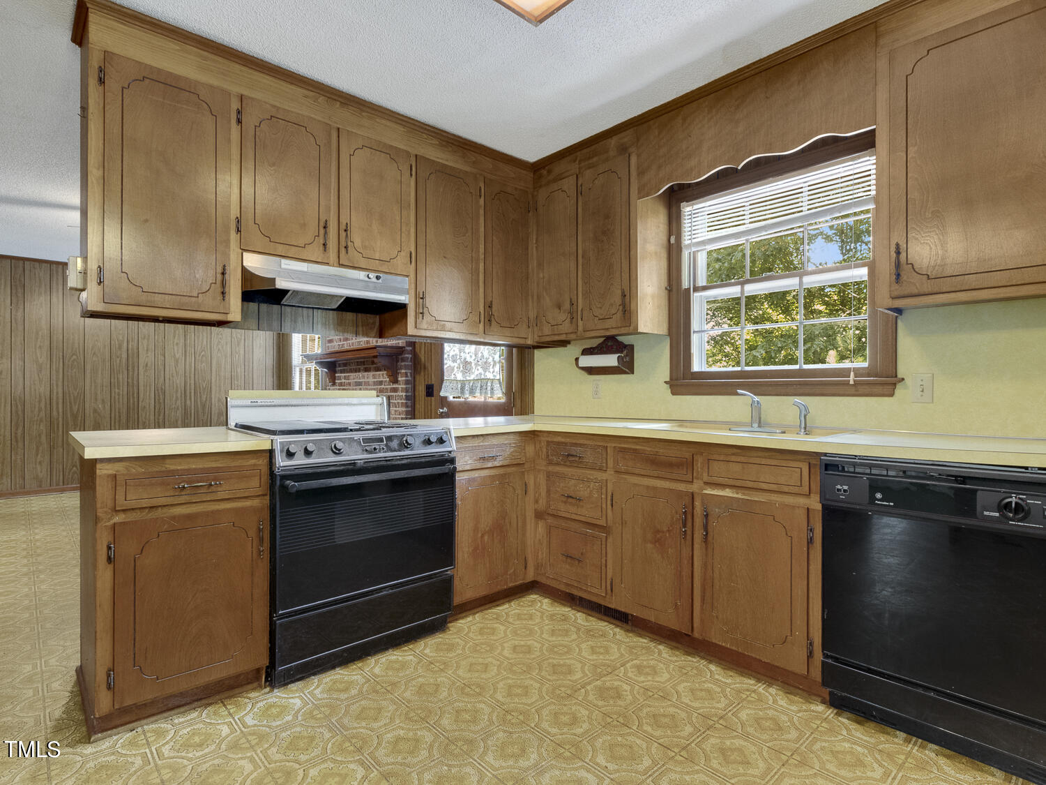 7100 Delta Bluff Lane