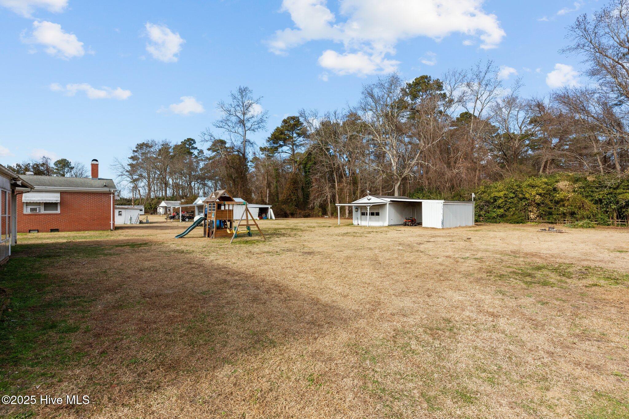 2484 Hull Road