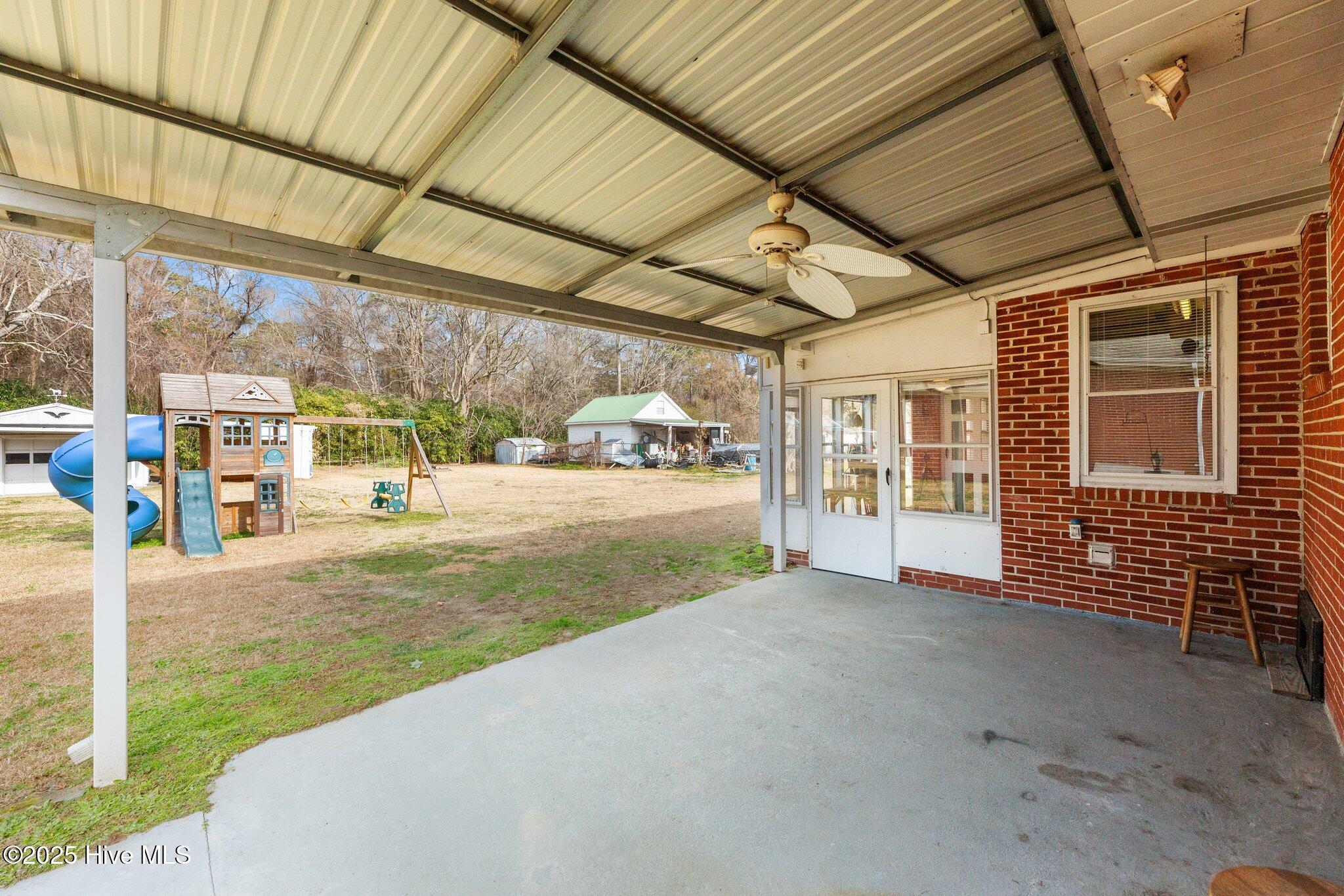 2484 Hull Road