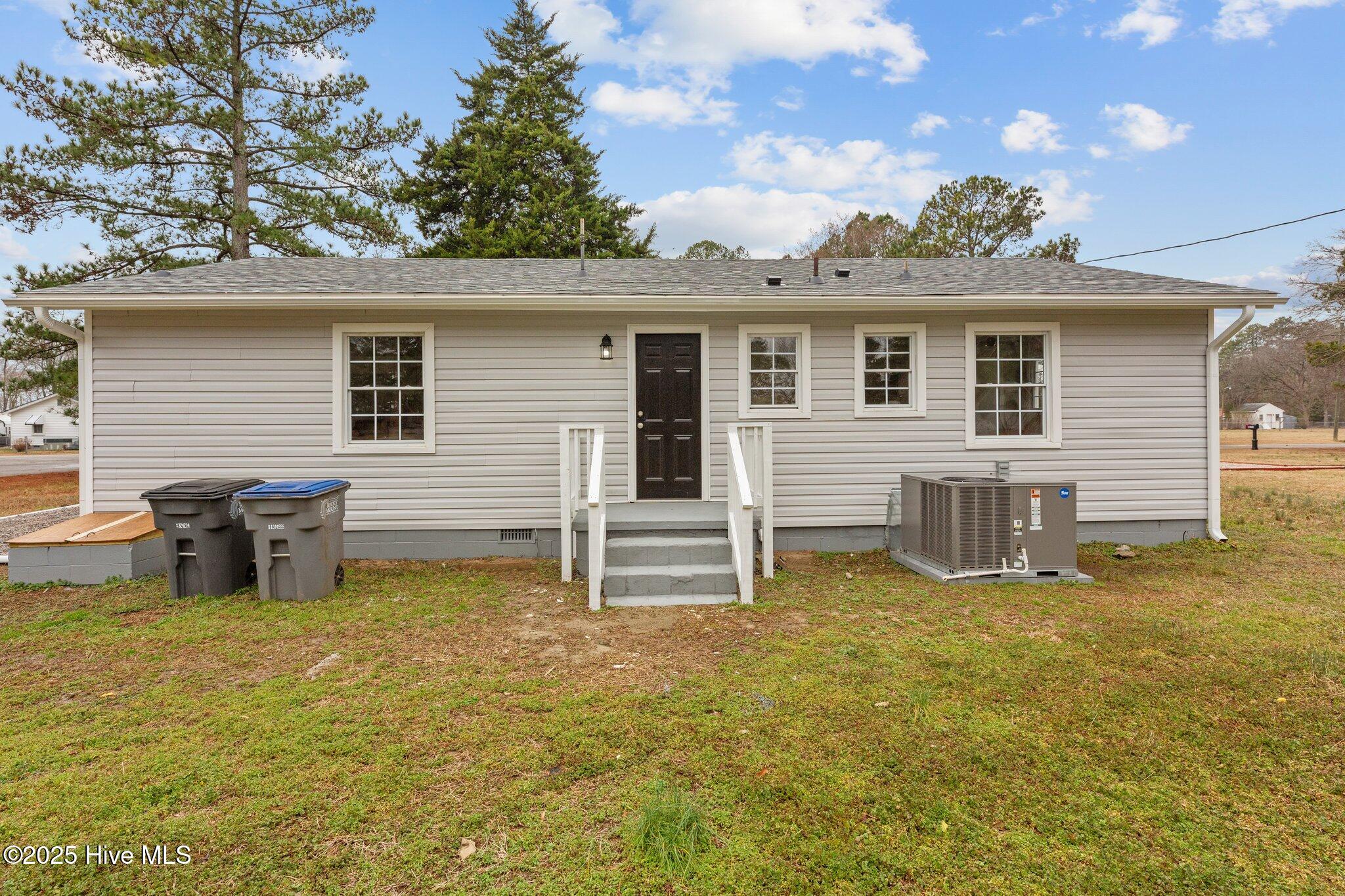 213 Viverette Avenue