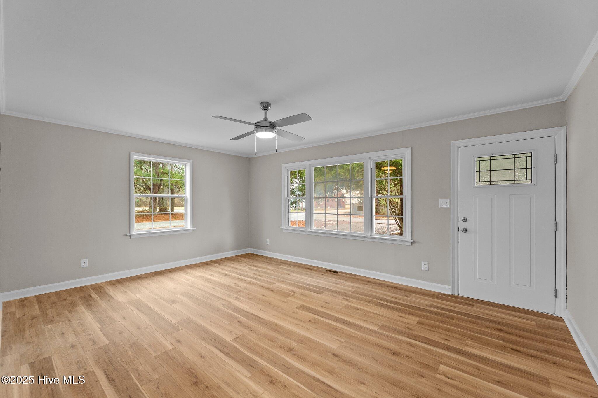 213 Viverette Avenue